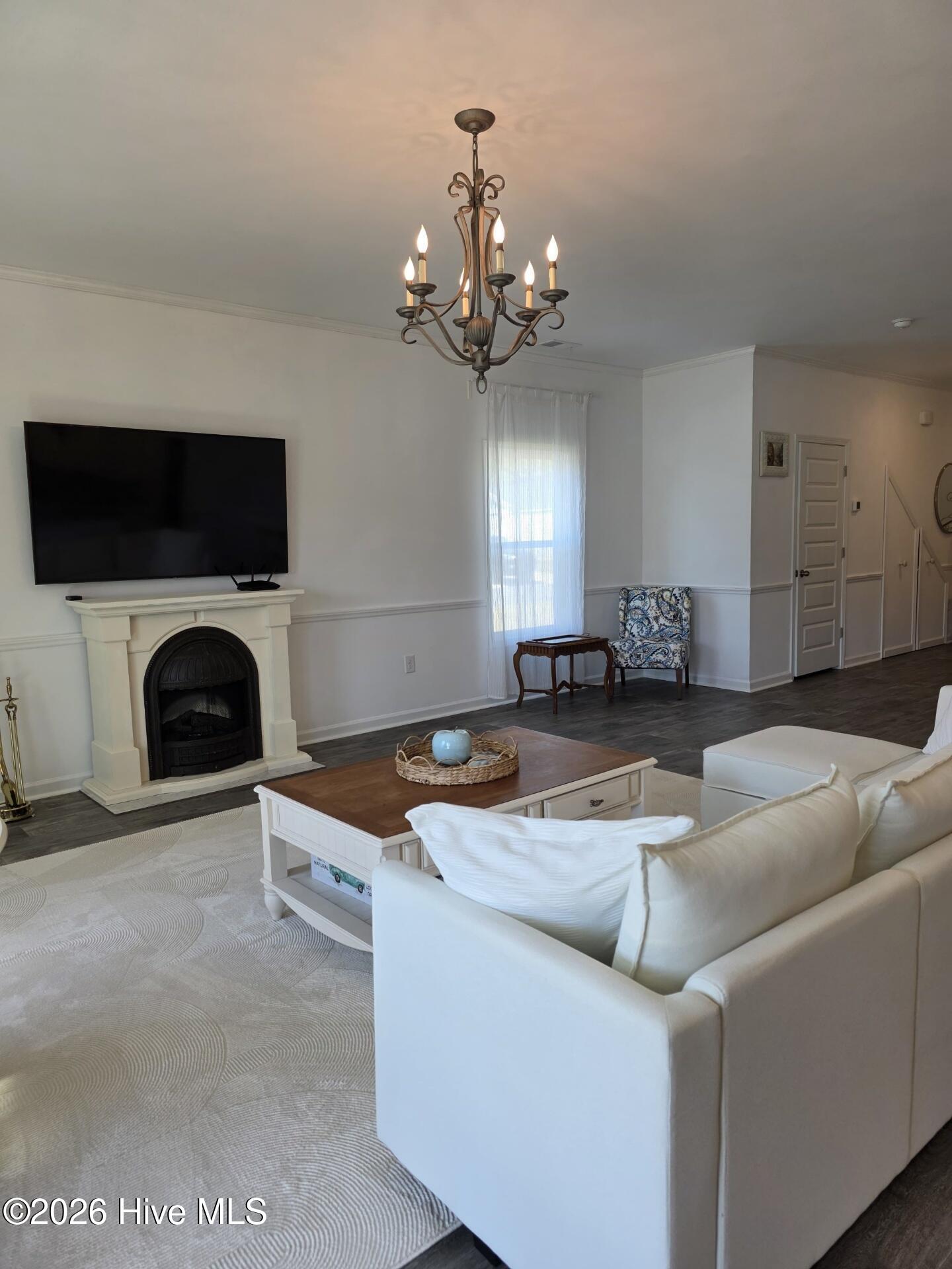 100563359 | Photo 15