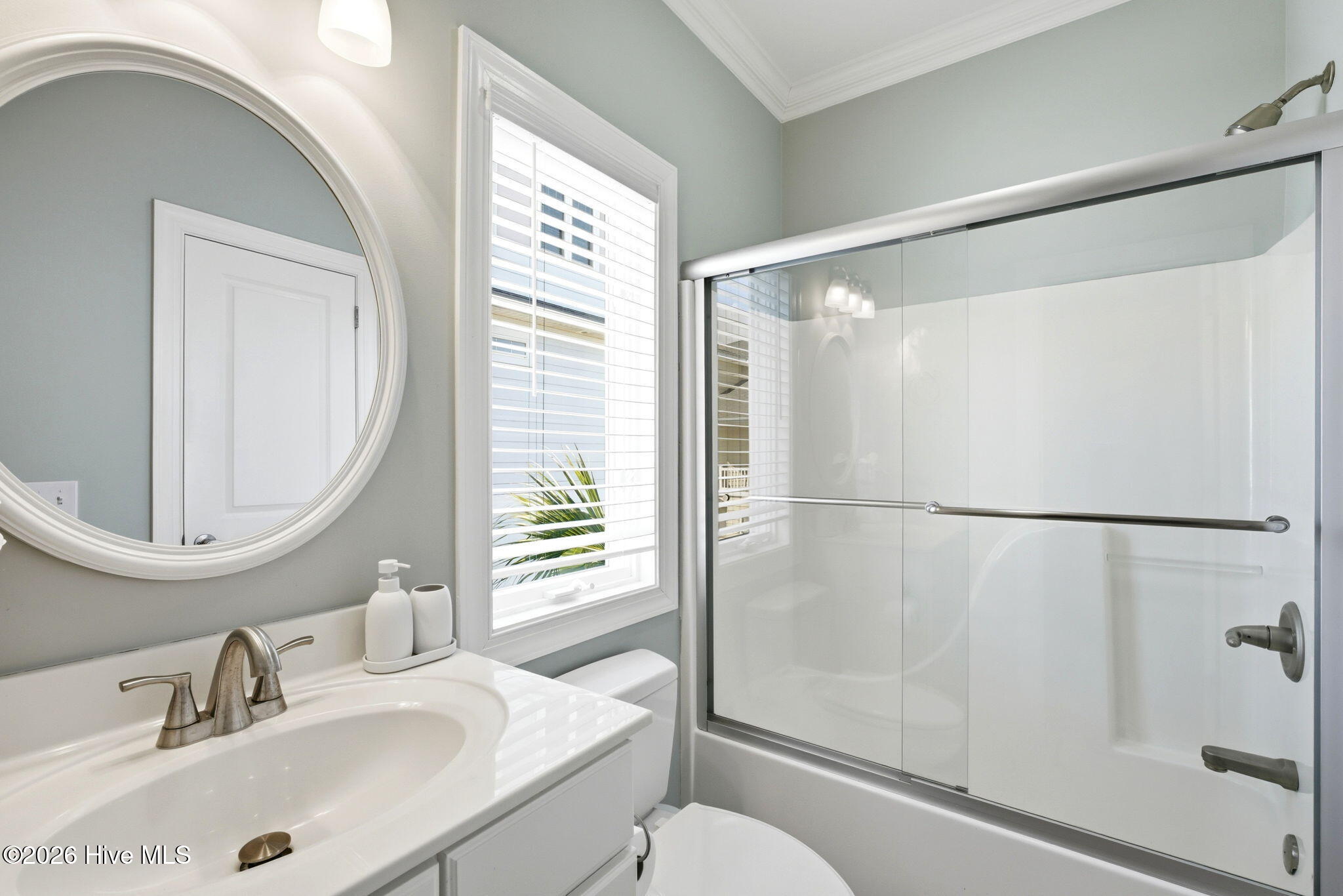 100559880 | Photo 28