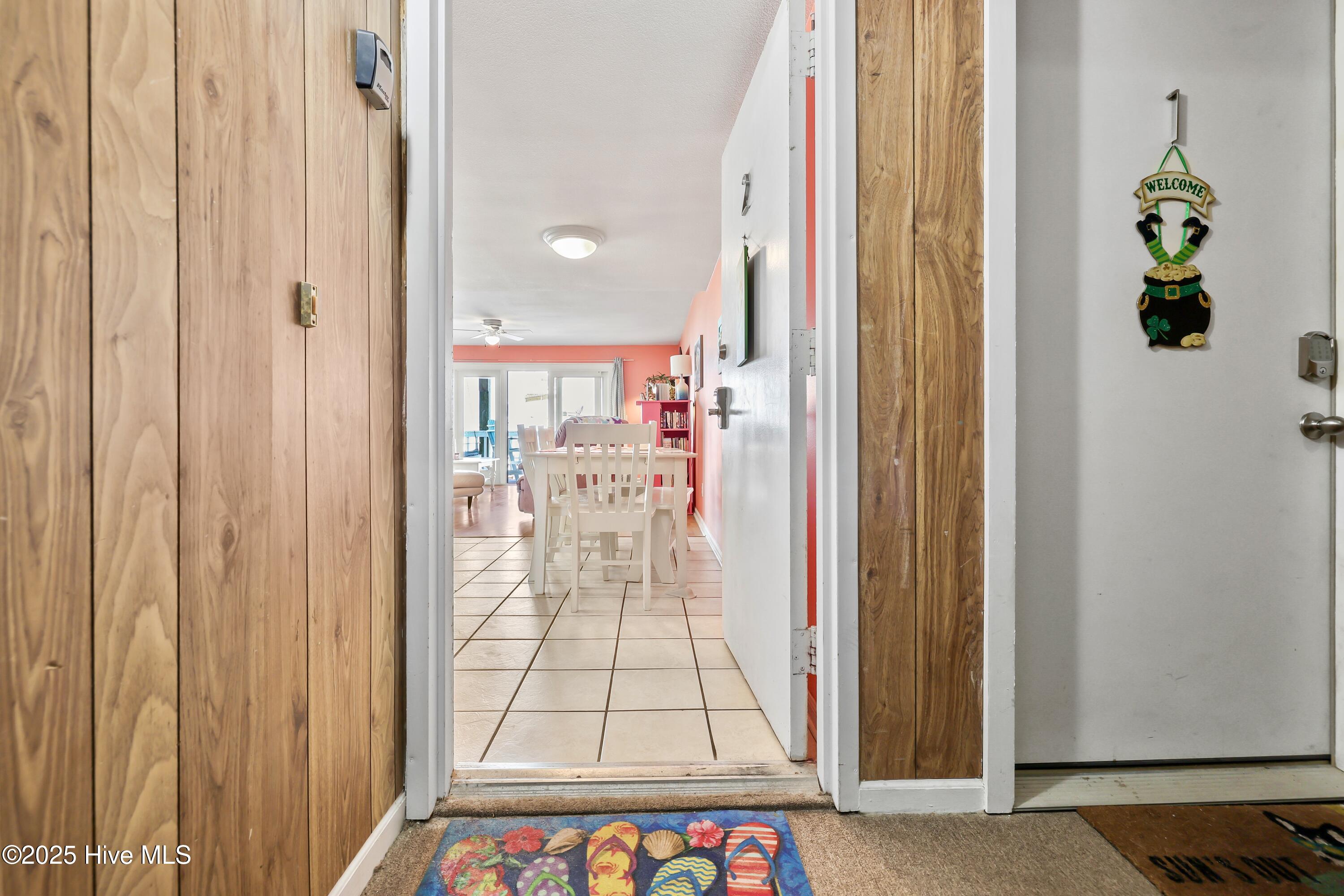 1717 Carolina Beach Avenue N 2a, Carolina Beach, NC 28428 – photo 5: Photo Mar 08 2025, 13 58 26
