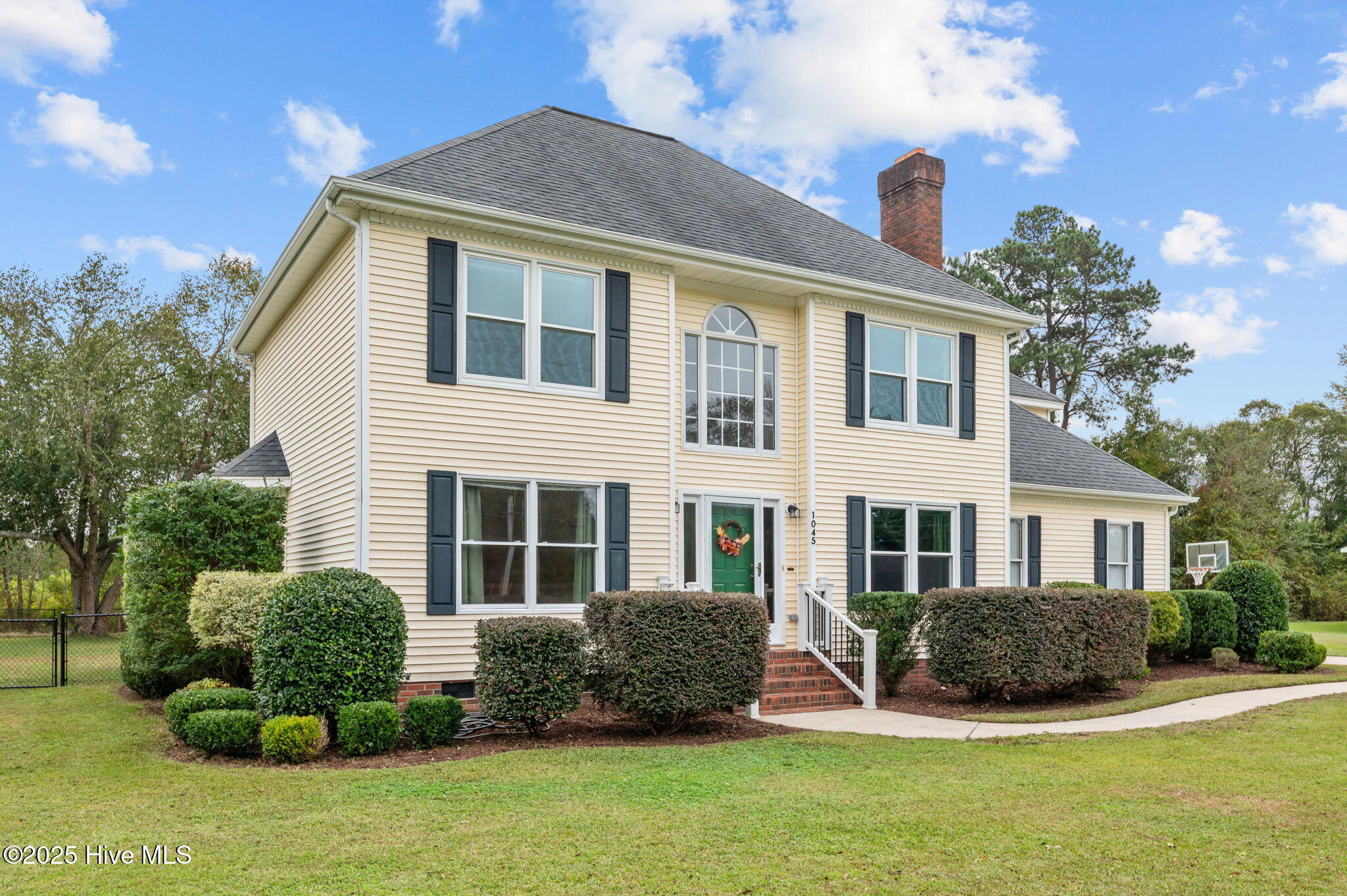 Homes for sale in Grimesland, NC | 1045 Tucker Rd, Grimesland, NC 27837 | MLS# 100536481