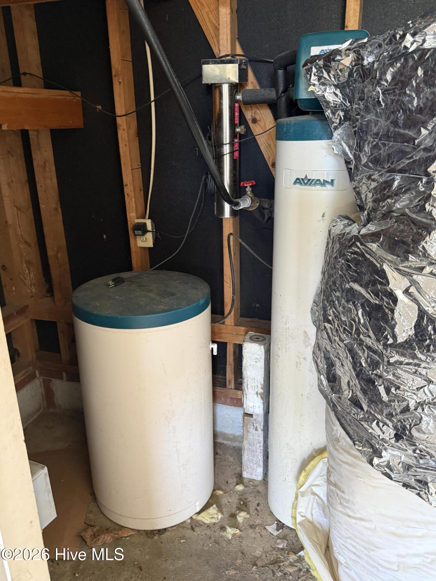 100567135 | Photo 23