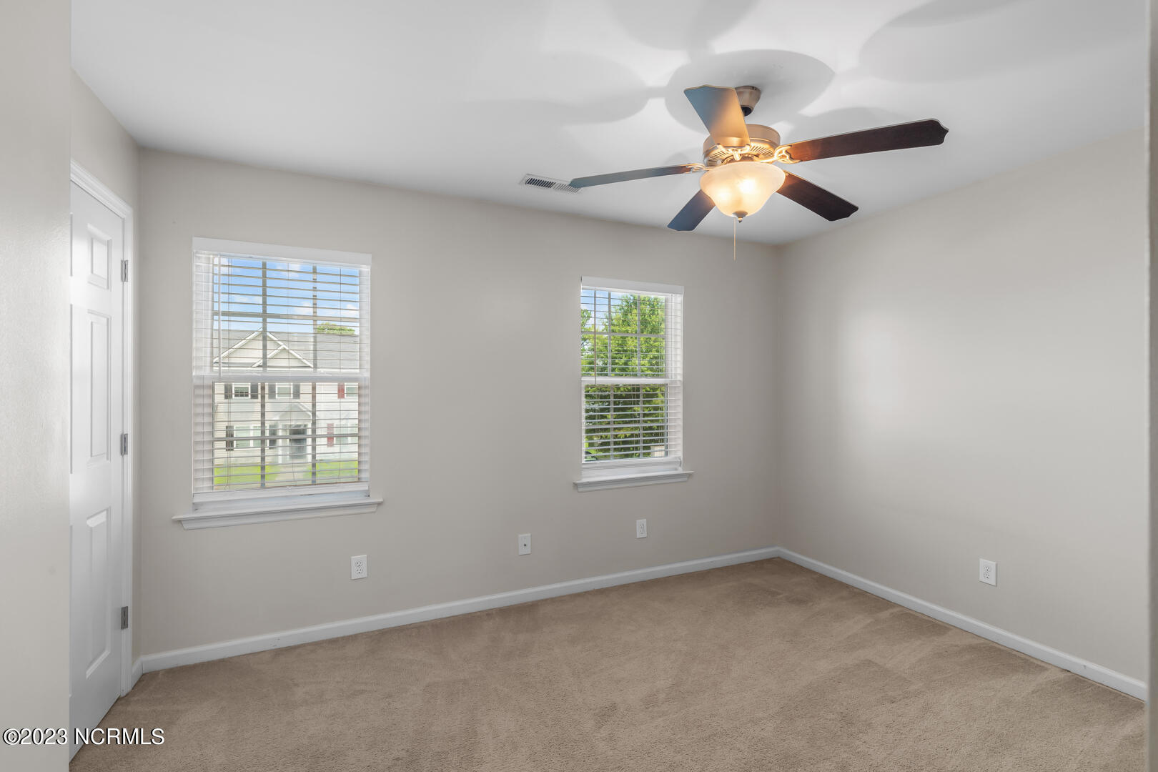 100534826 | Photo 21