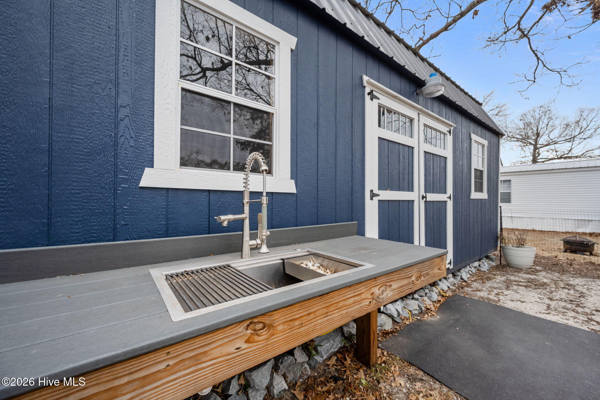 100556265 | Photo 36