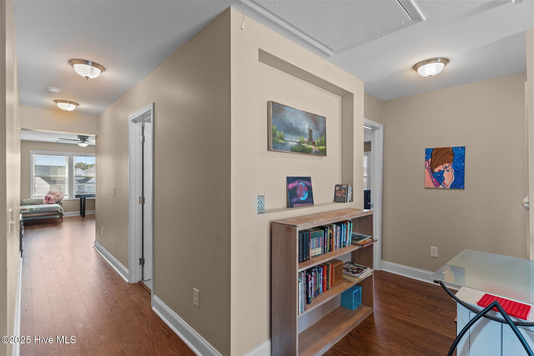 100542134 | Photo 17