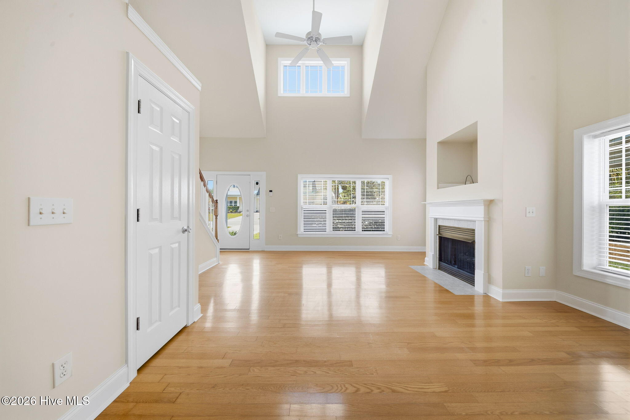 100566234 | Photo 21