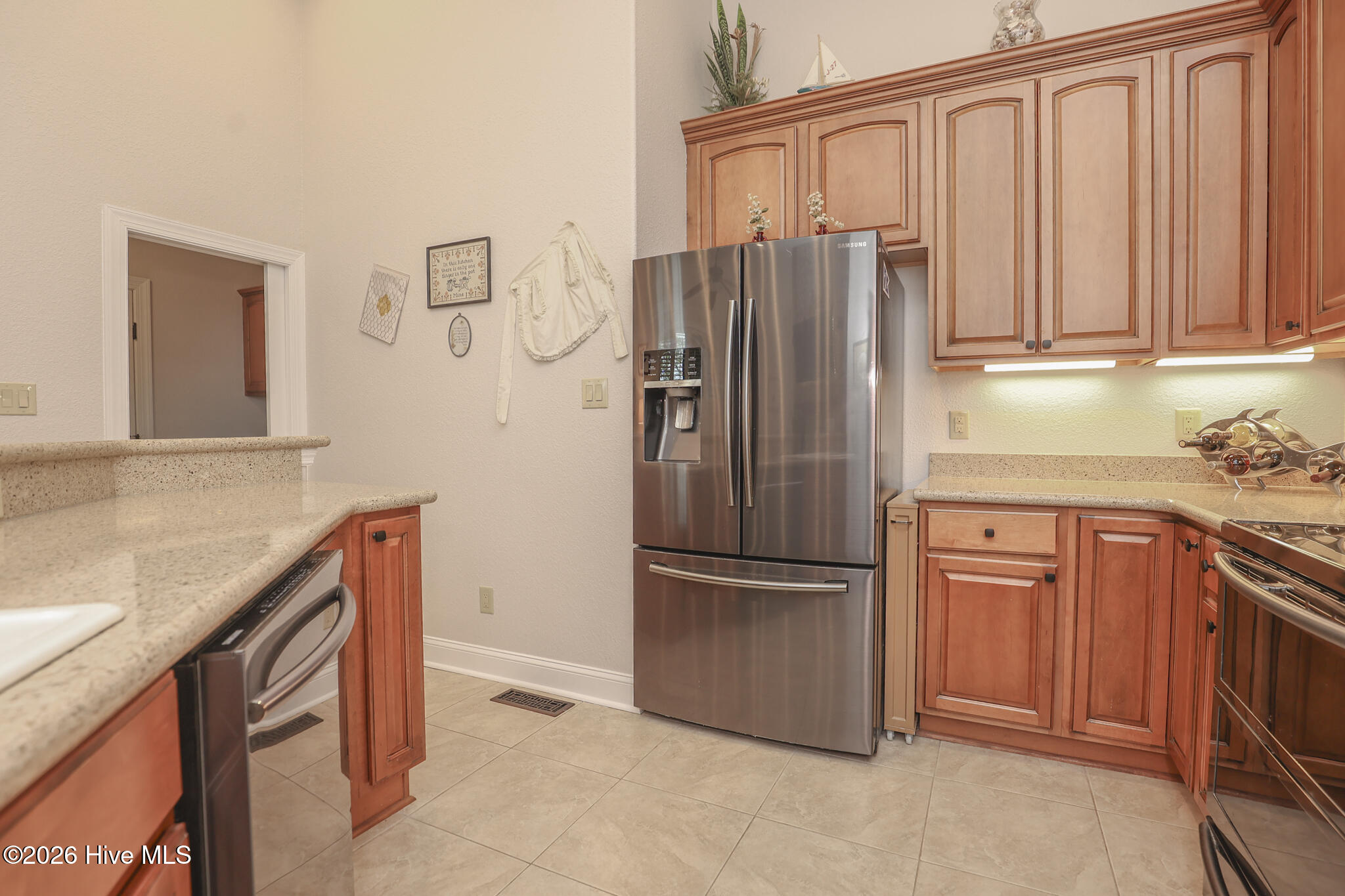 100564942 | Photo 101