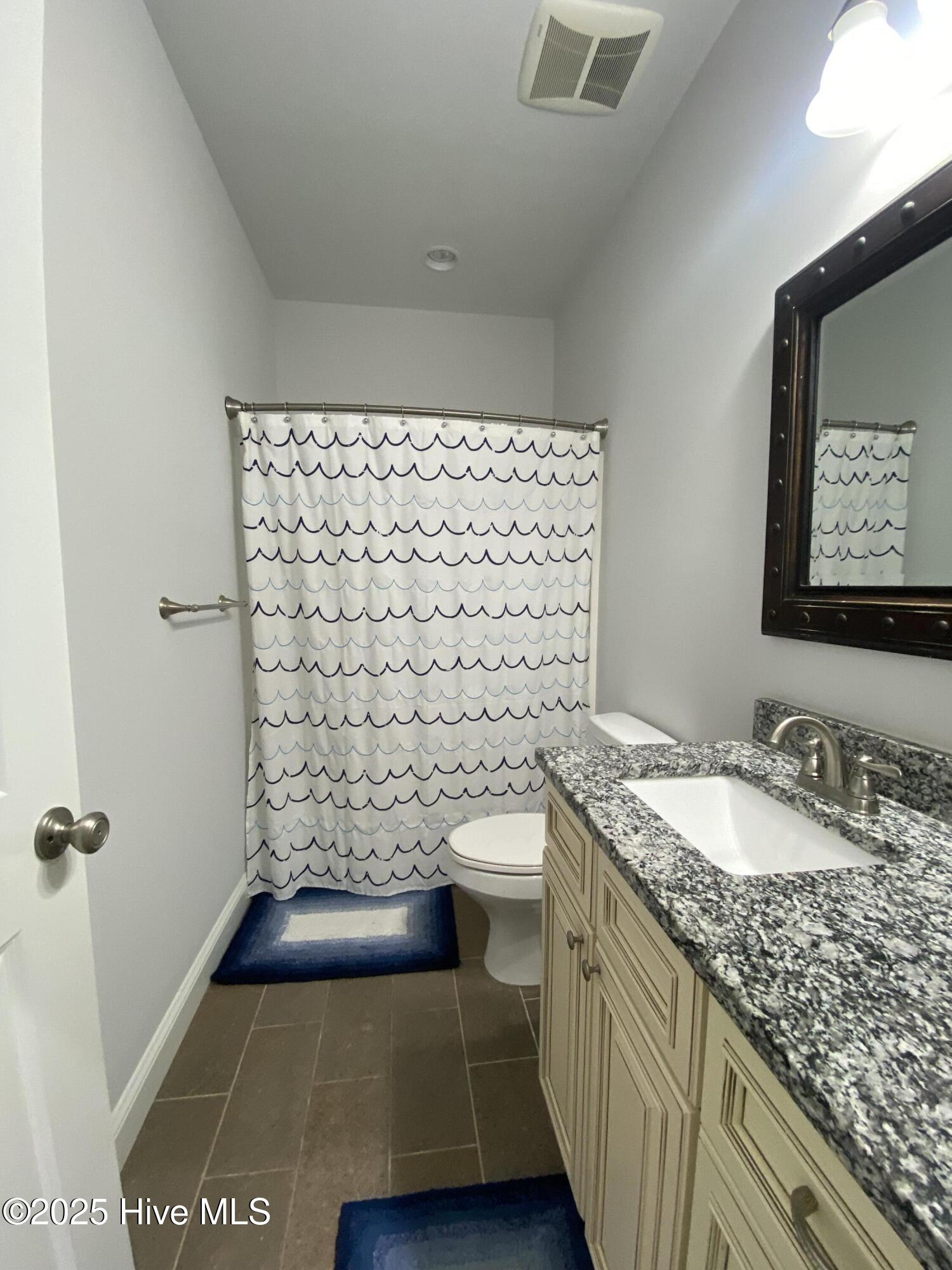 100533868 | Photo 18