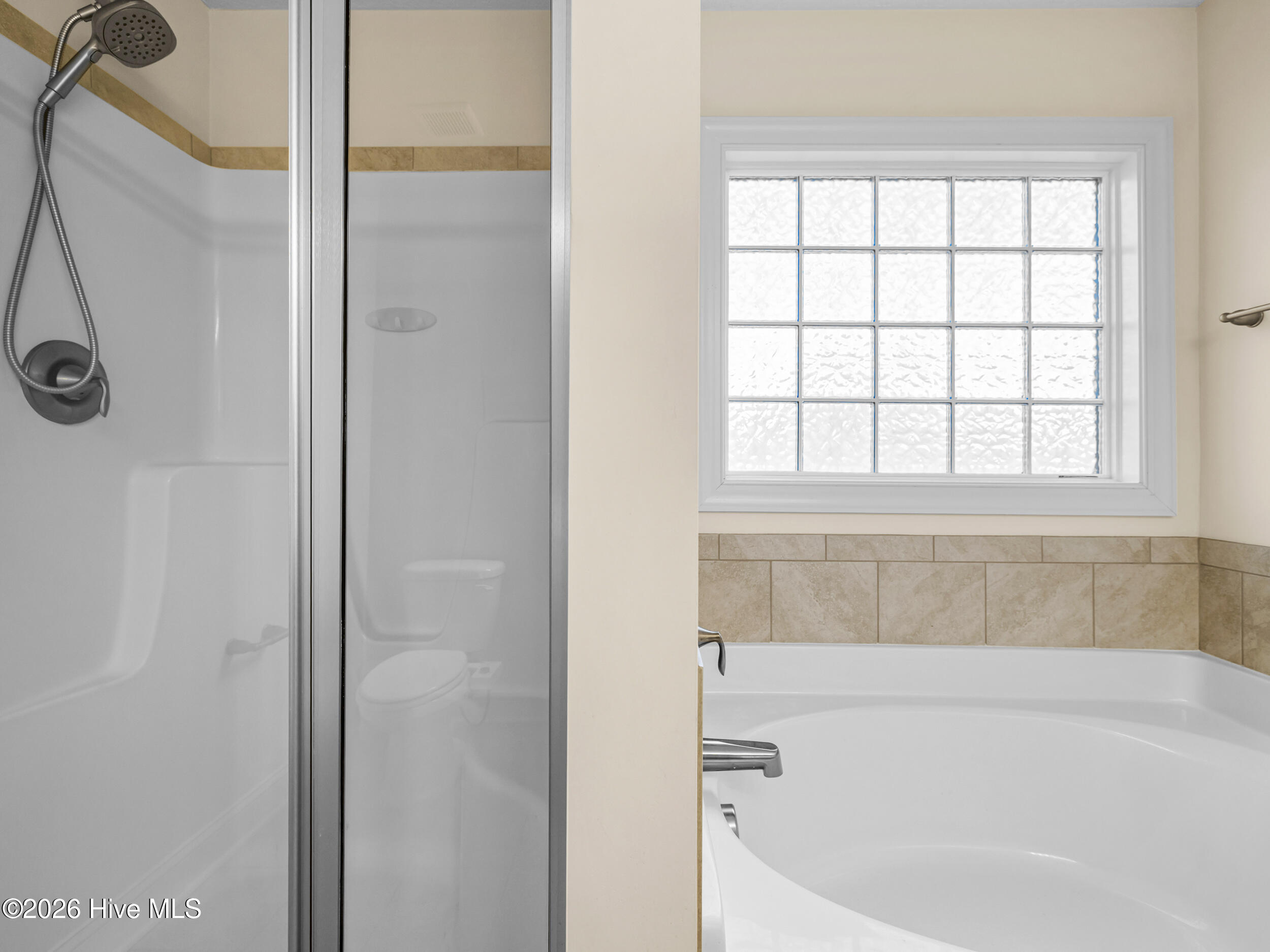 100567423 | Photo 34