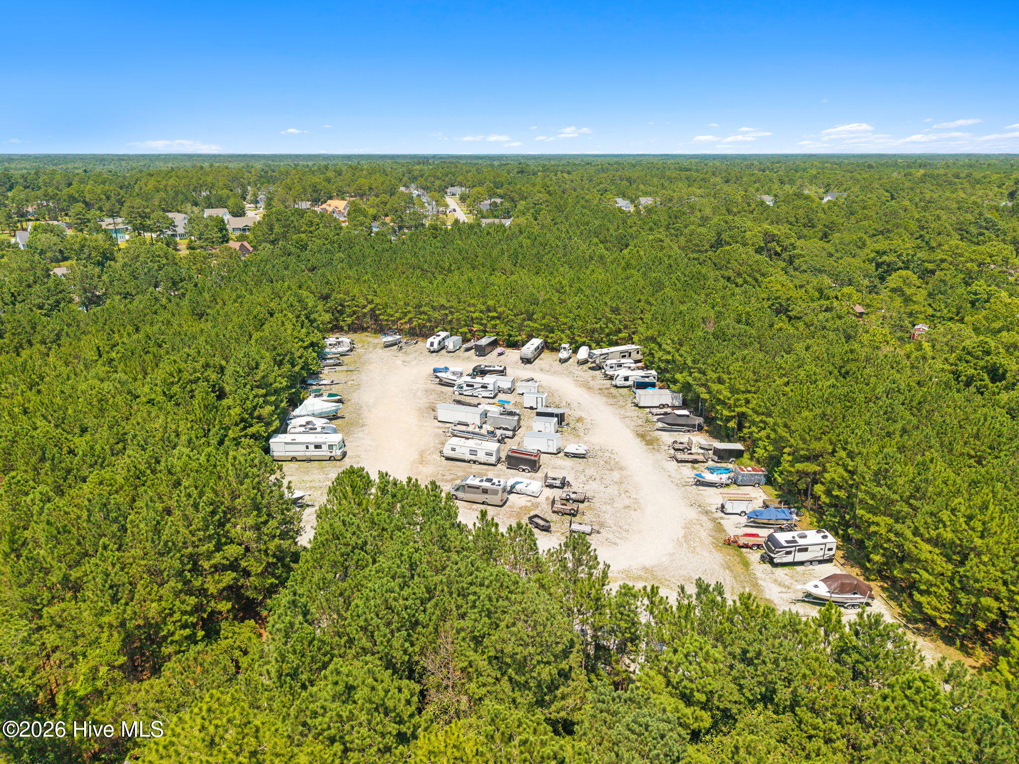 100554844 | Photo 33