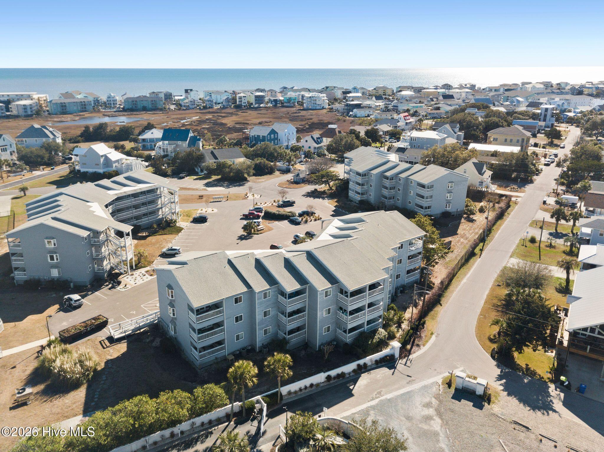 100554597 | Photo 45