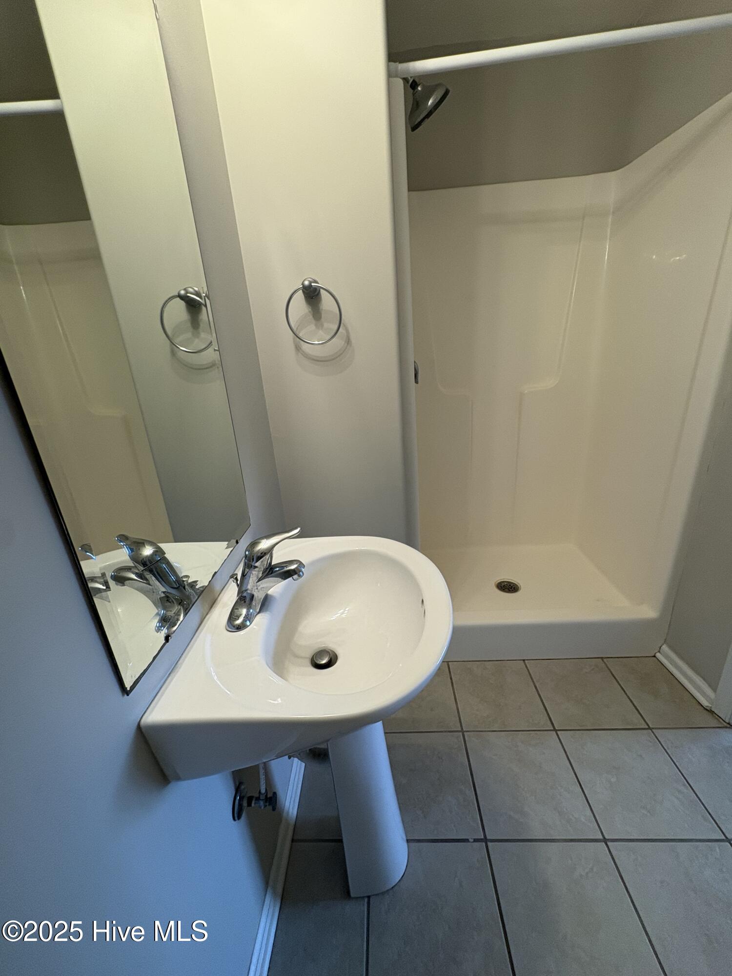 100560498 | Photo 23