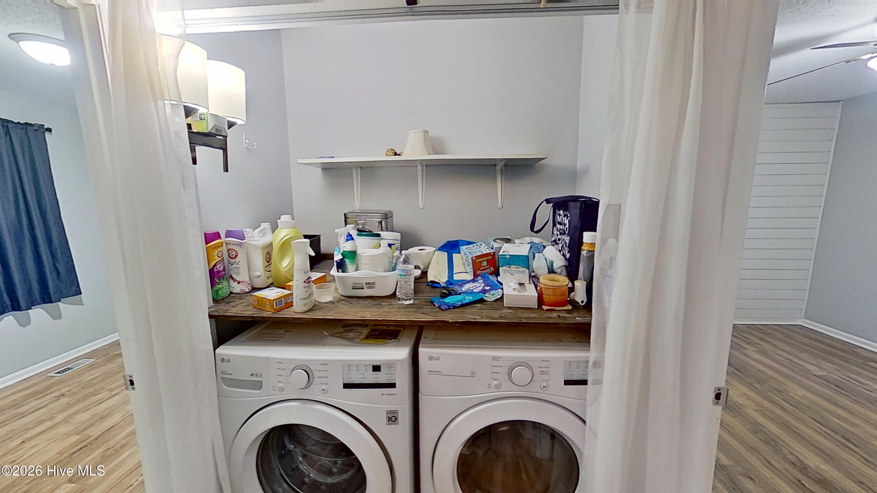 100557485 | Photo 17