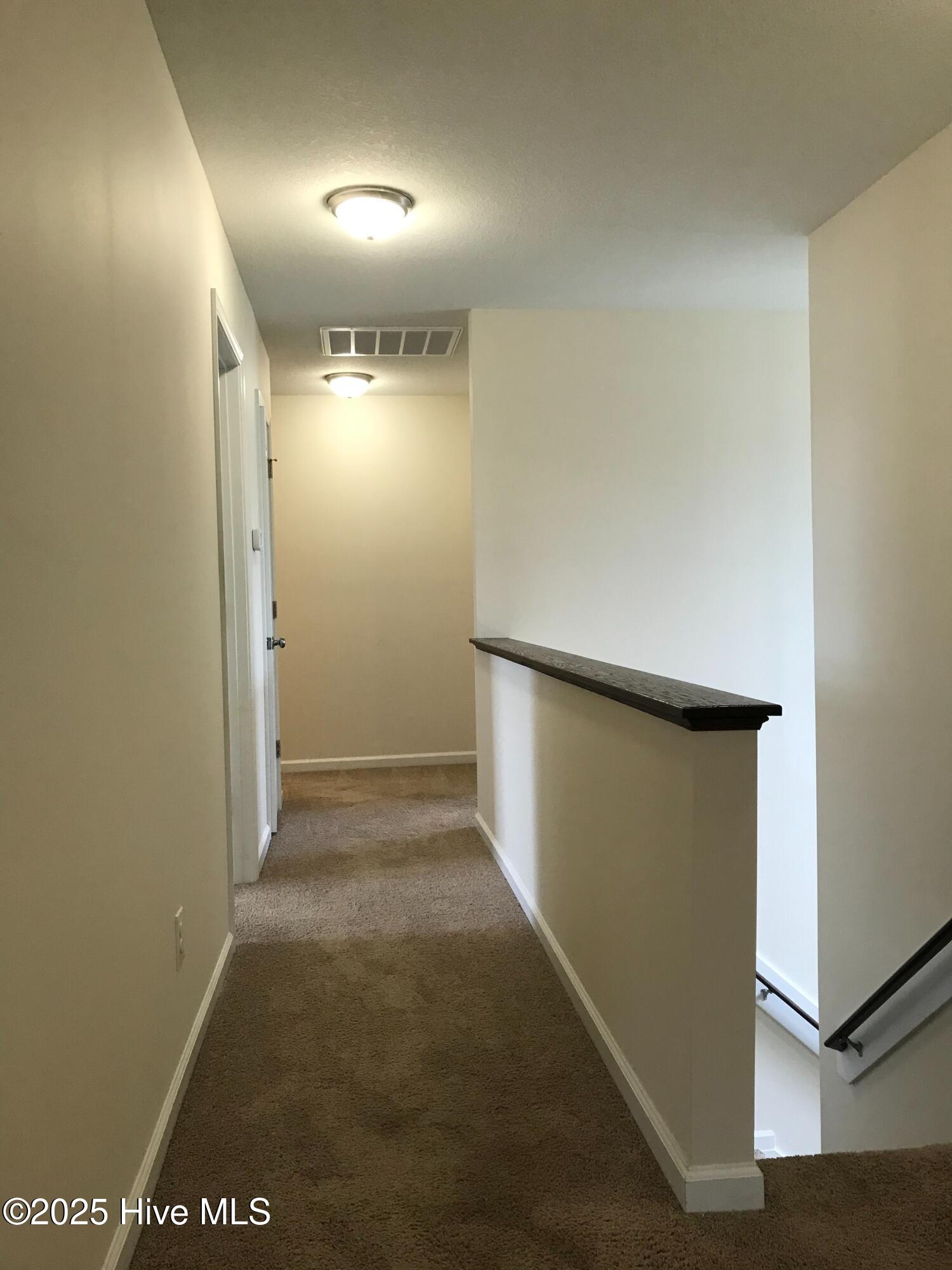 100544459 | Photo 38