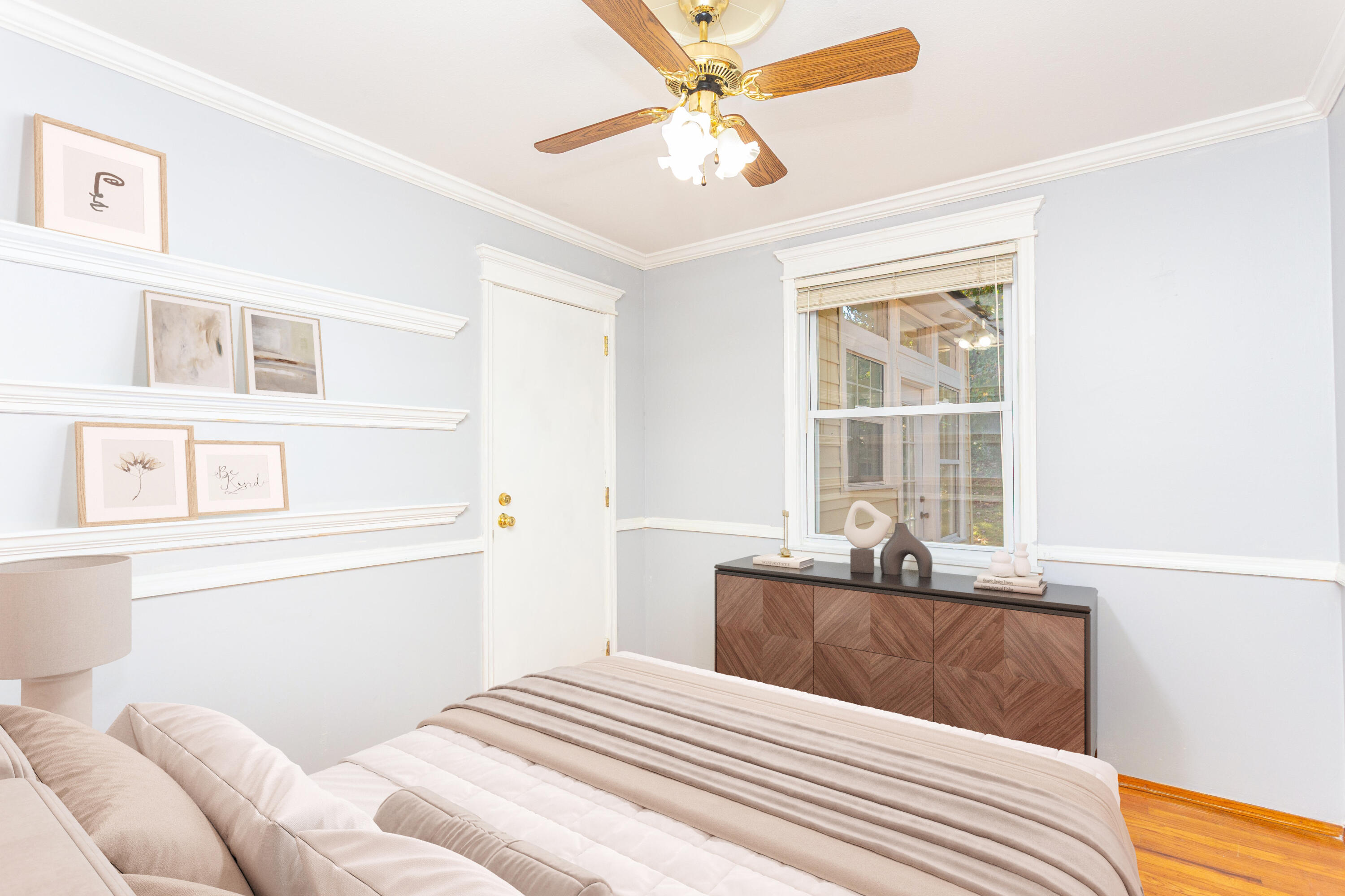 Bedroom 1 VS