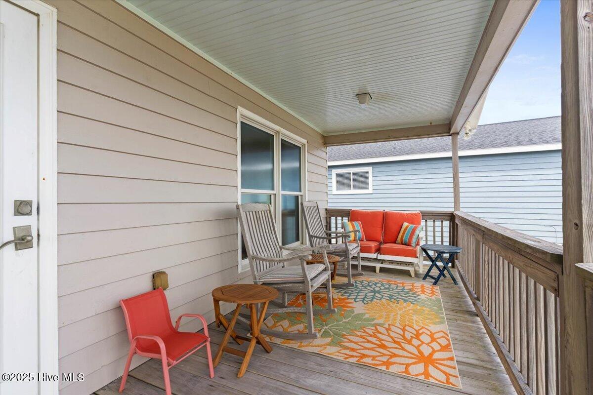 100520015 | Photo 12