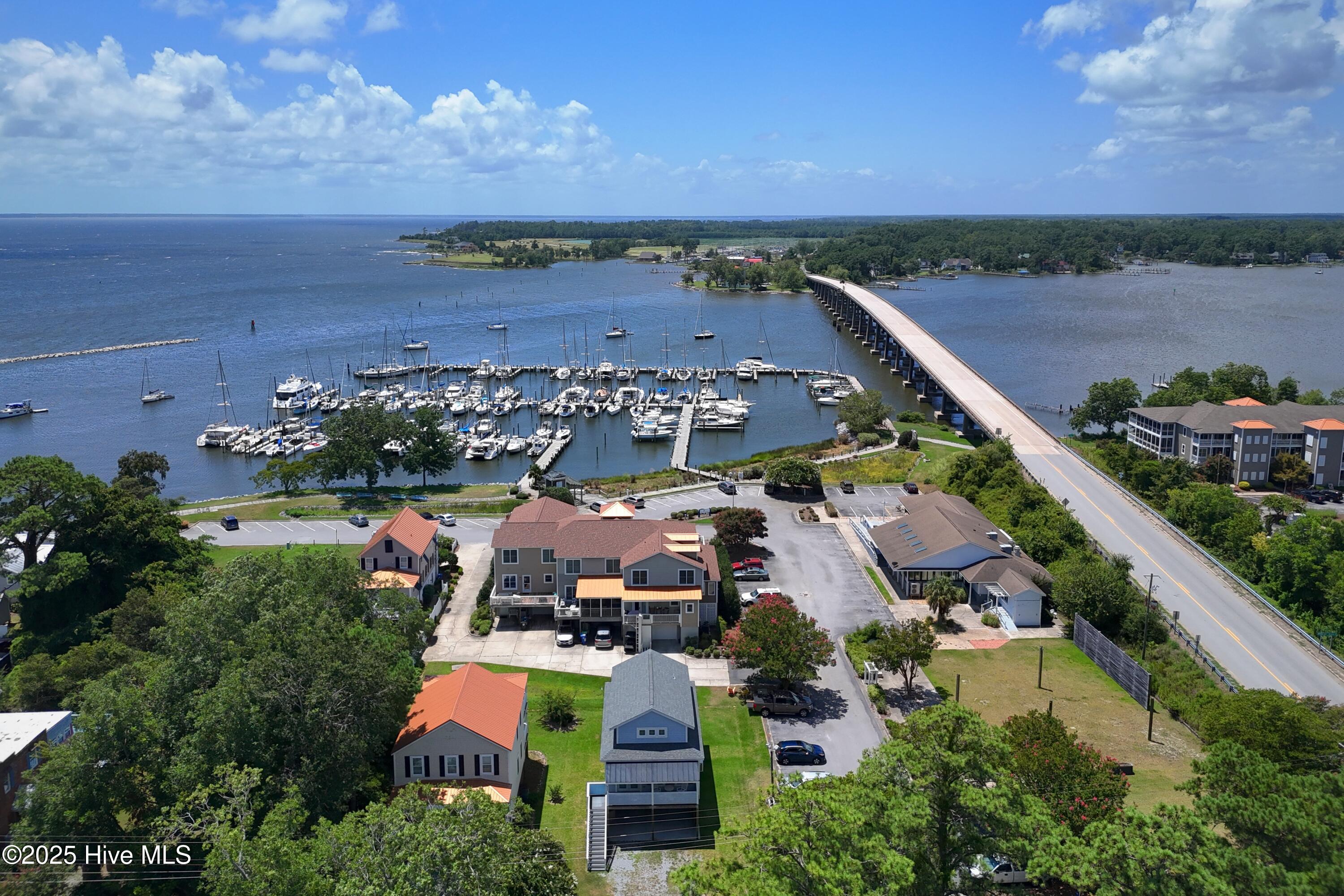 511 New Street, Oriental, NC 28571