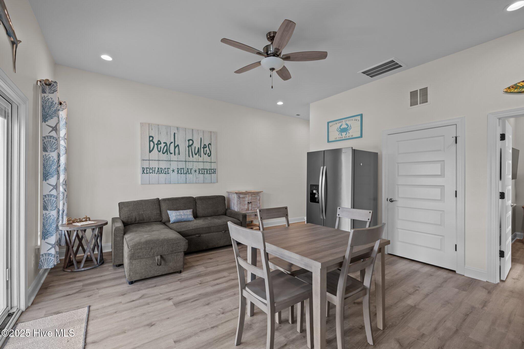 100509194 | Photo 21