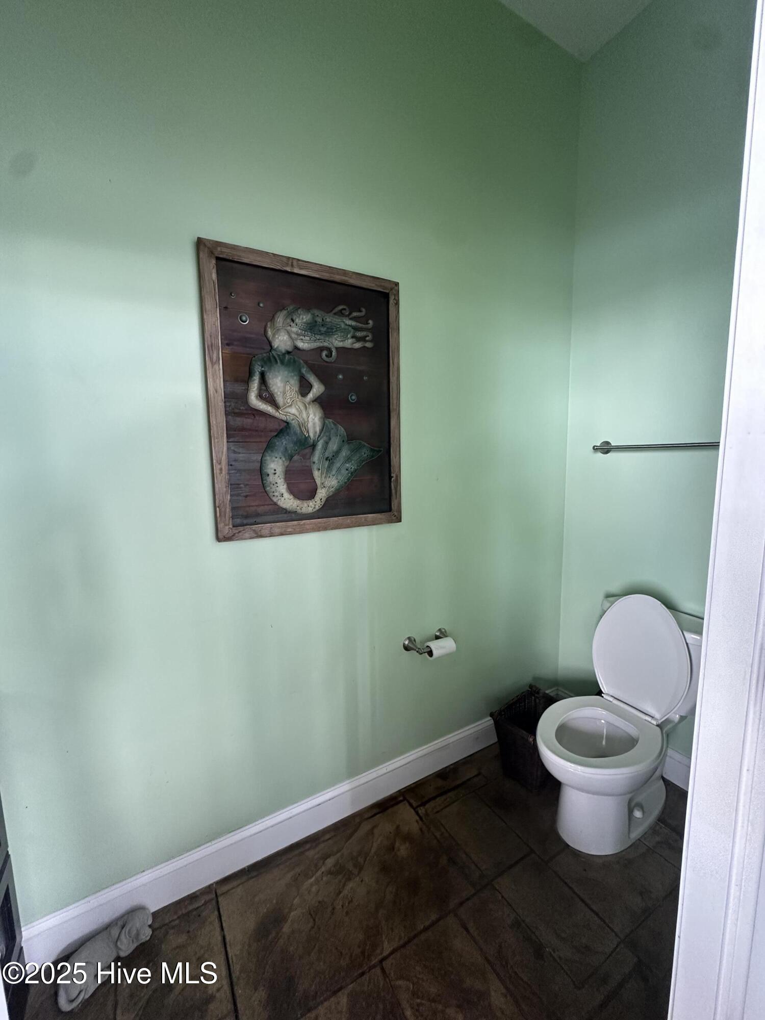 100514130 | Photo 164