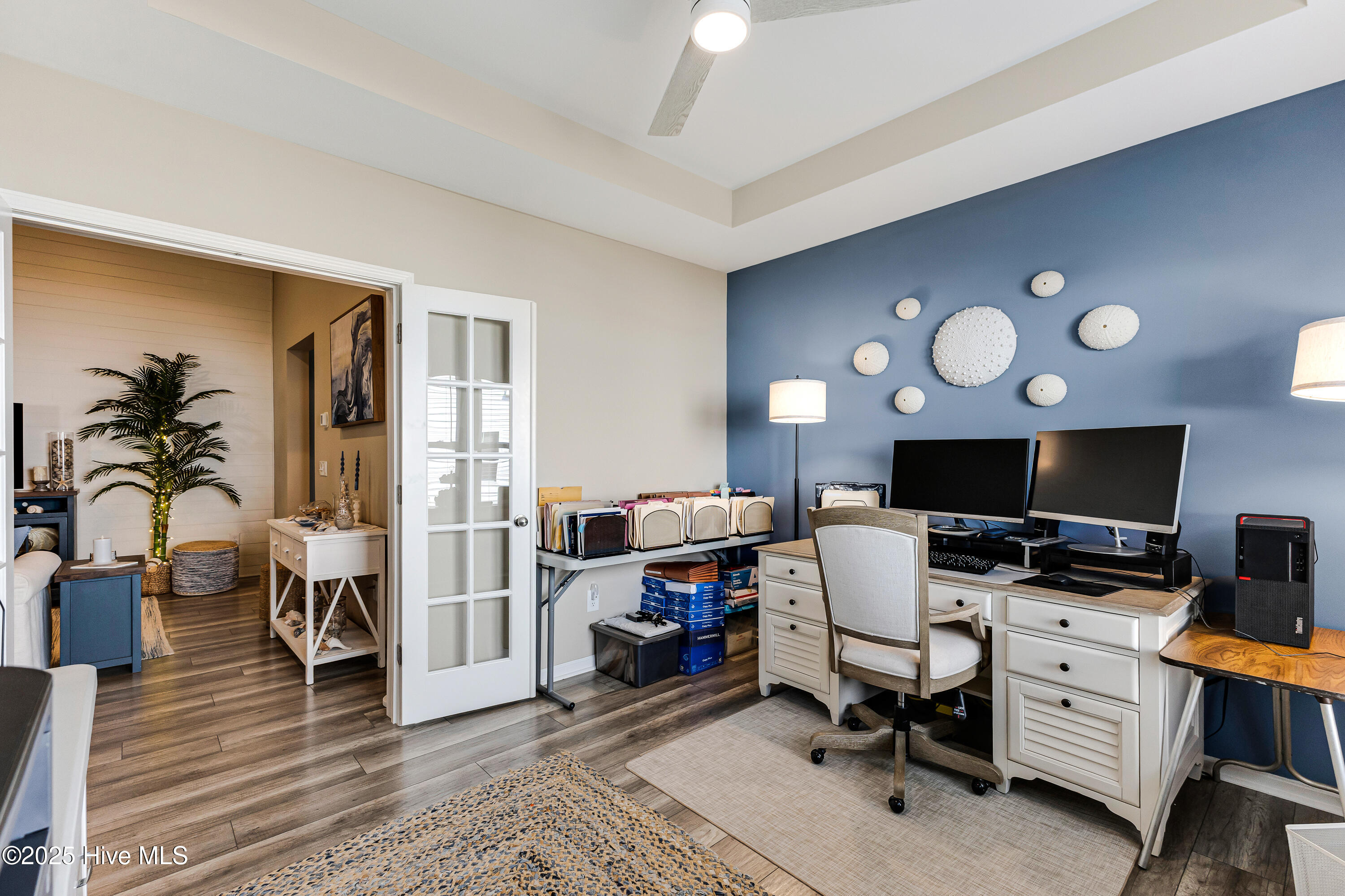 100542880 | Photo 36