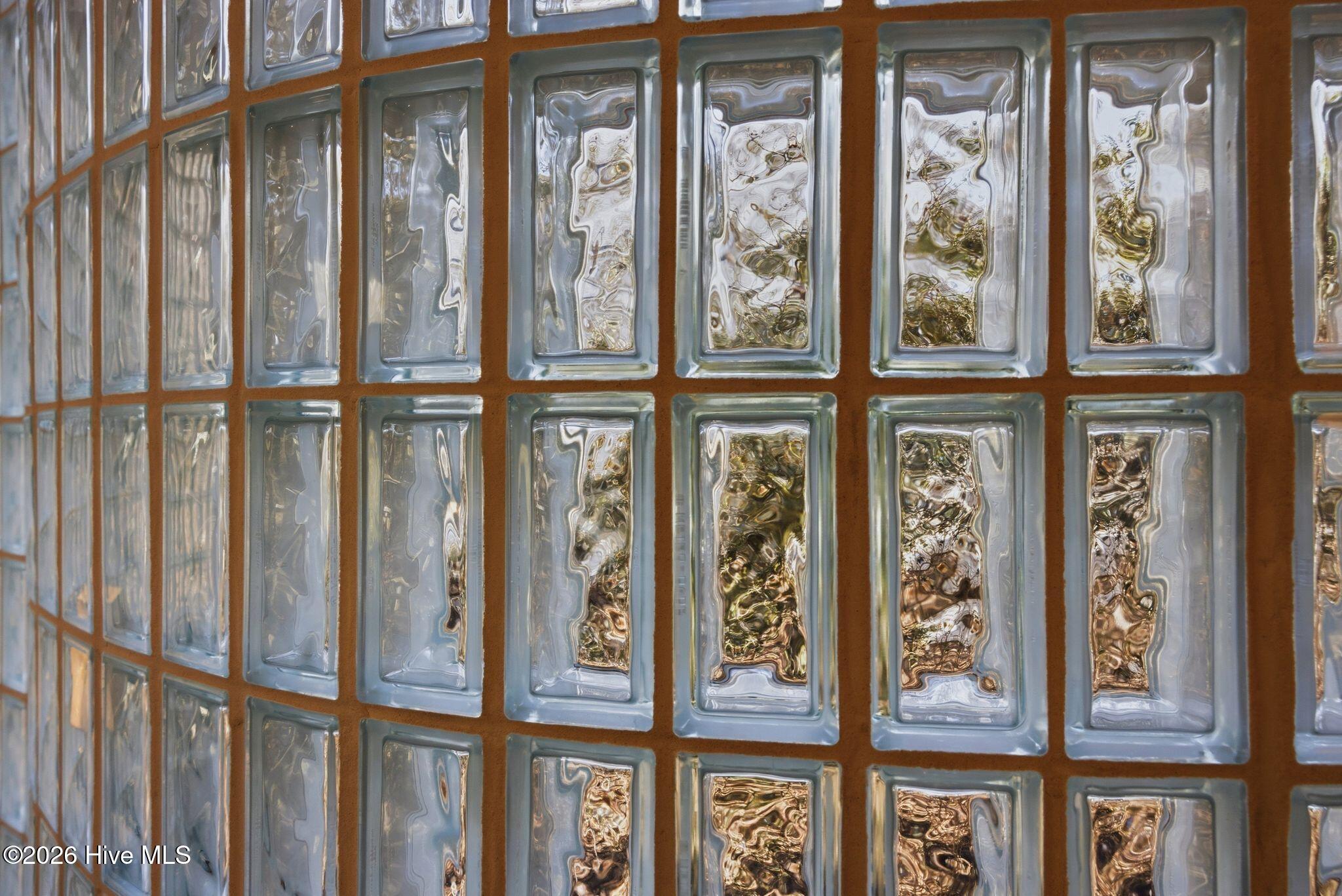 100555834 | Photo 28