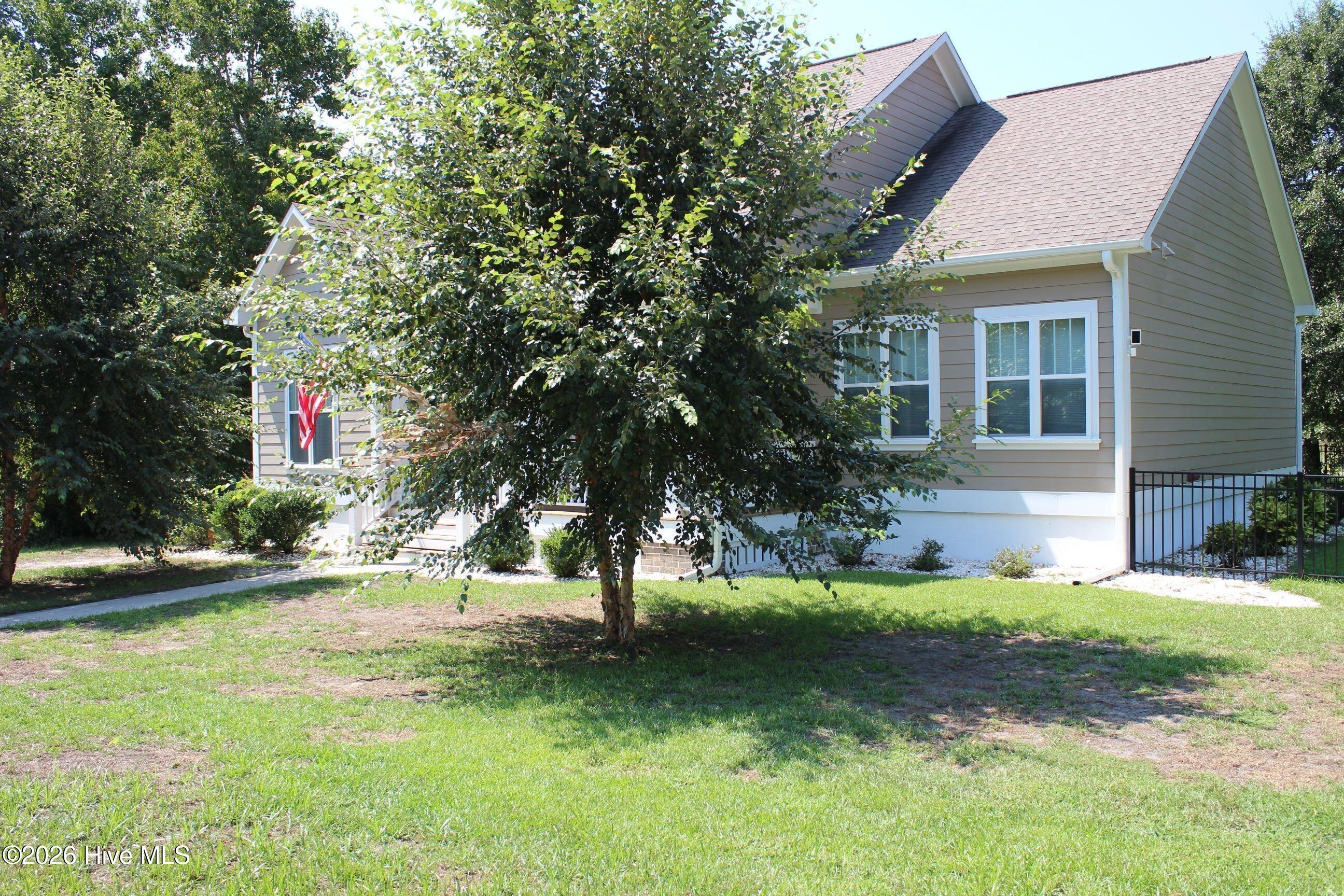 104 Queens Harbor Drive,Swansboro