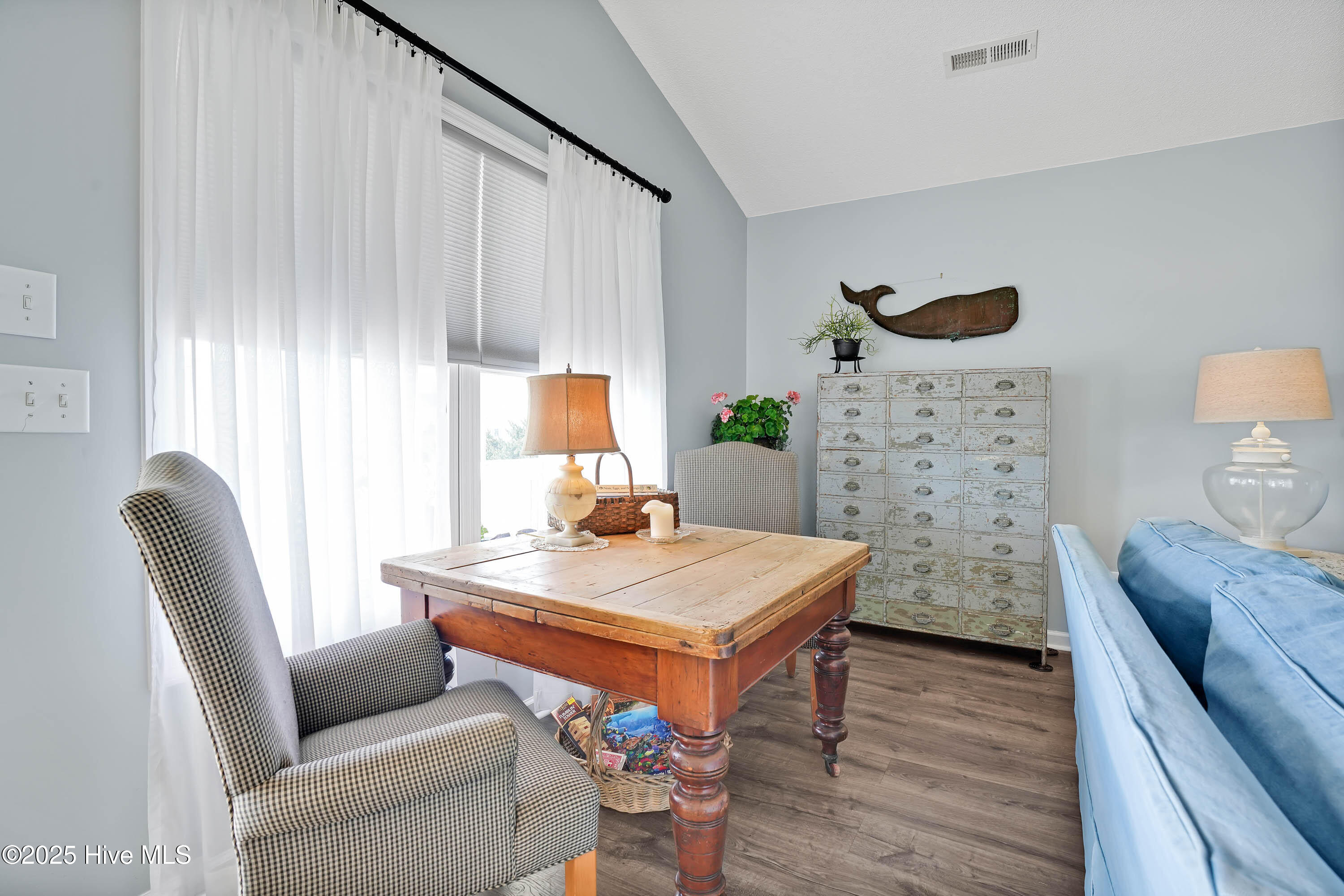 100543456 | Photo 12