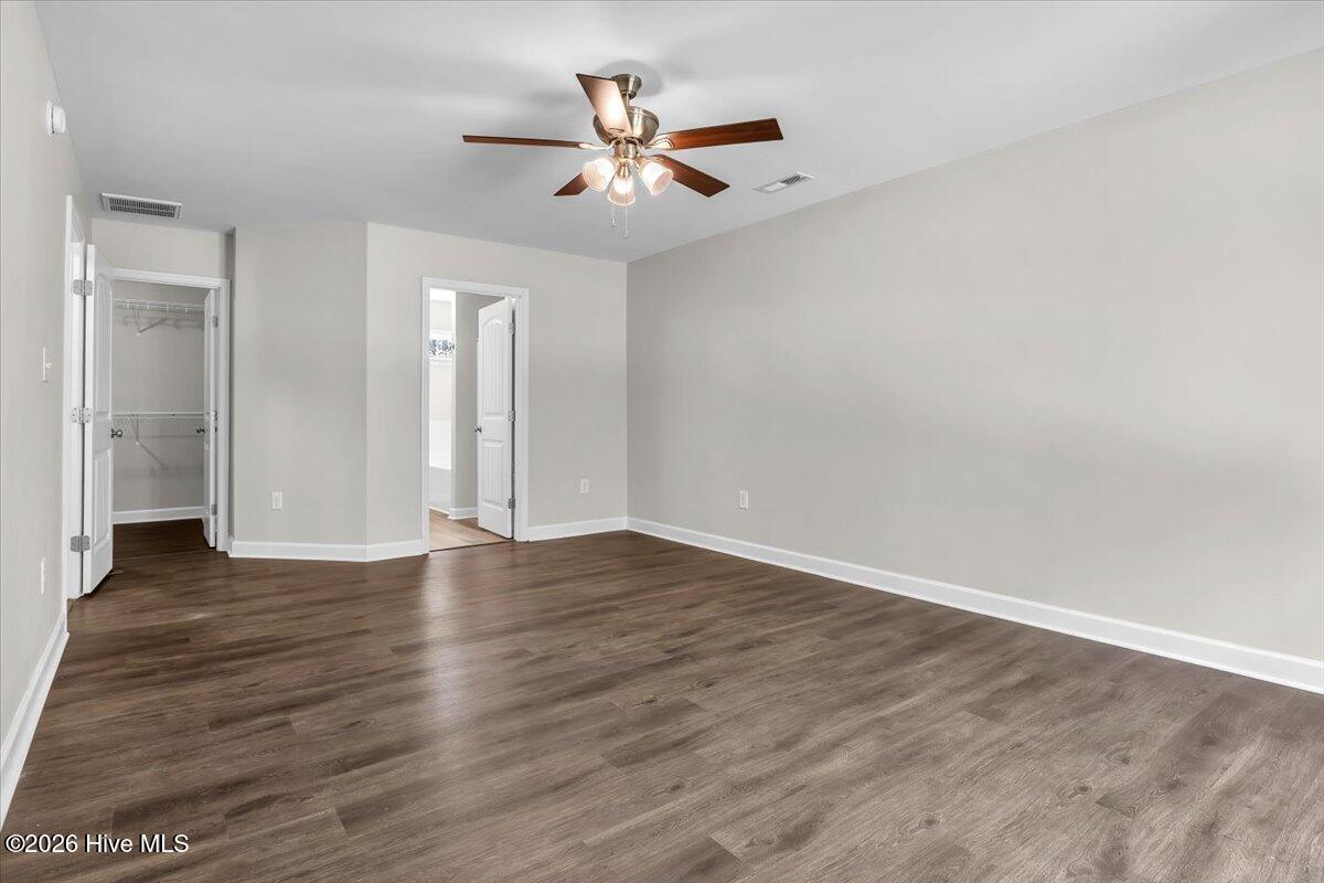 100565952 | Photo 27