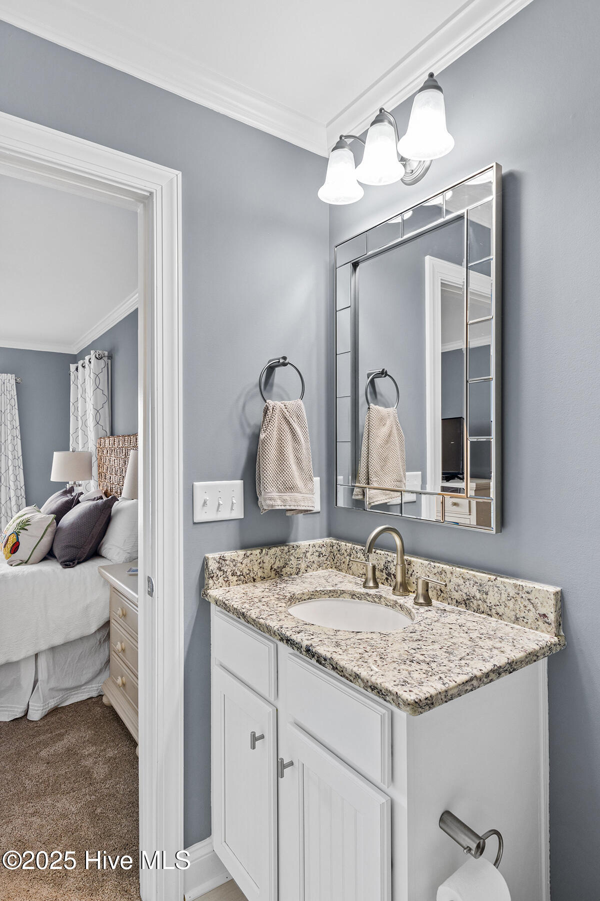 100518577 | Photo 31