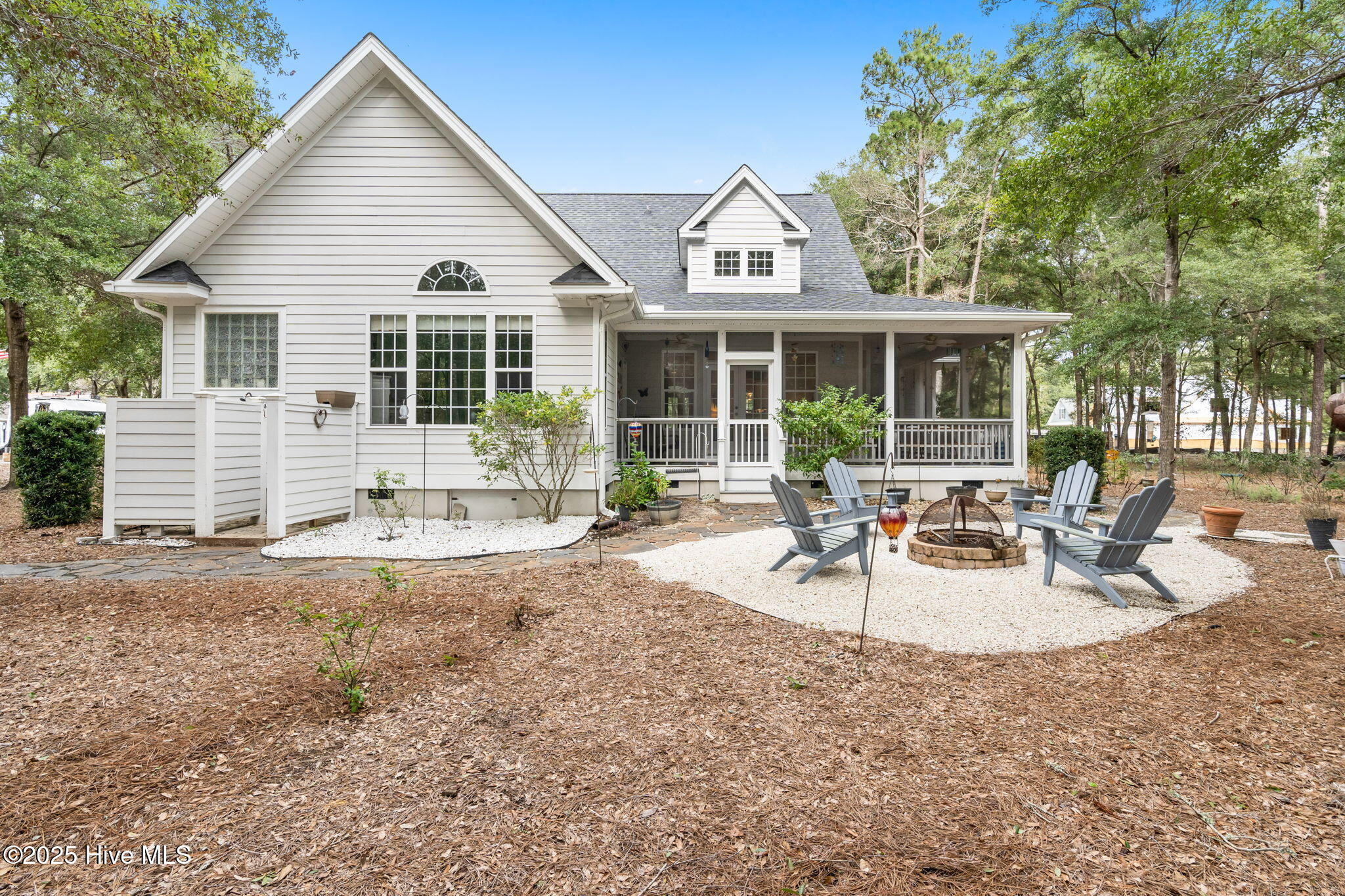 100535013 | Photo 45