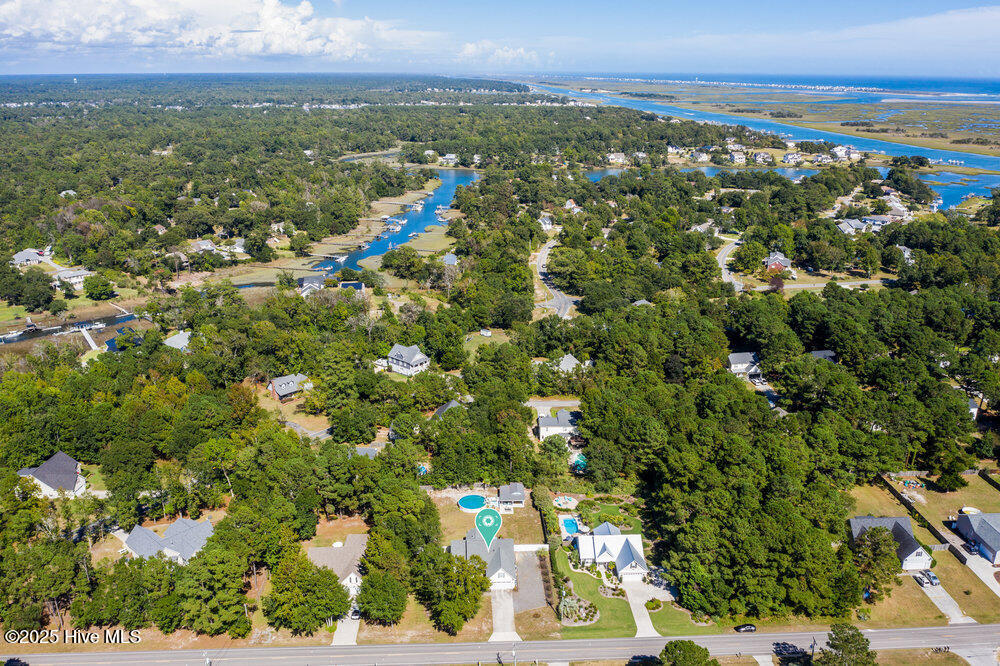 100548530 | Photo 52