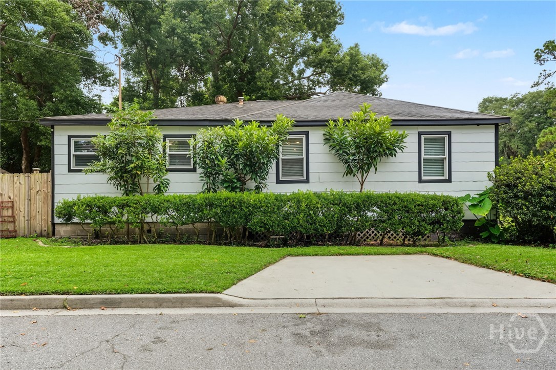 Photo 31 of Single family home for sale at 2402 Texas Ave, Savannah, GA 31404 | MLS# SA365172 | Listing updated on 2026-10-29
