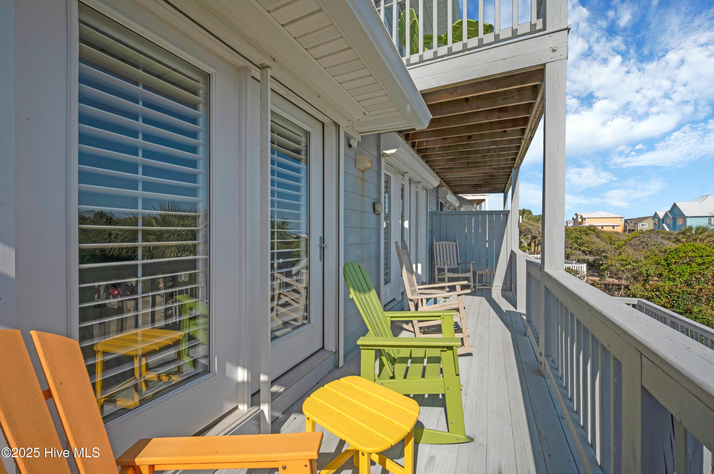 100498545 | Photo 72