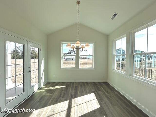 100535457 | Photo 27