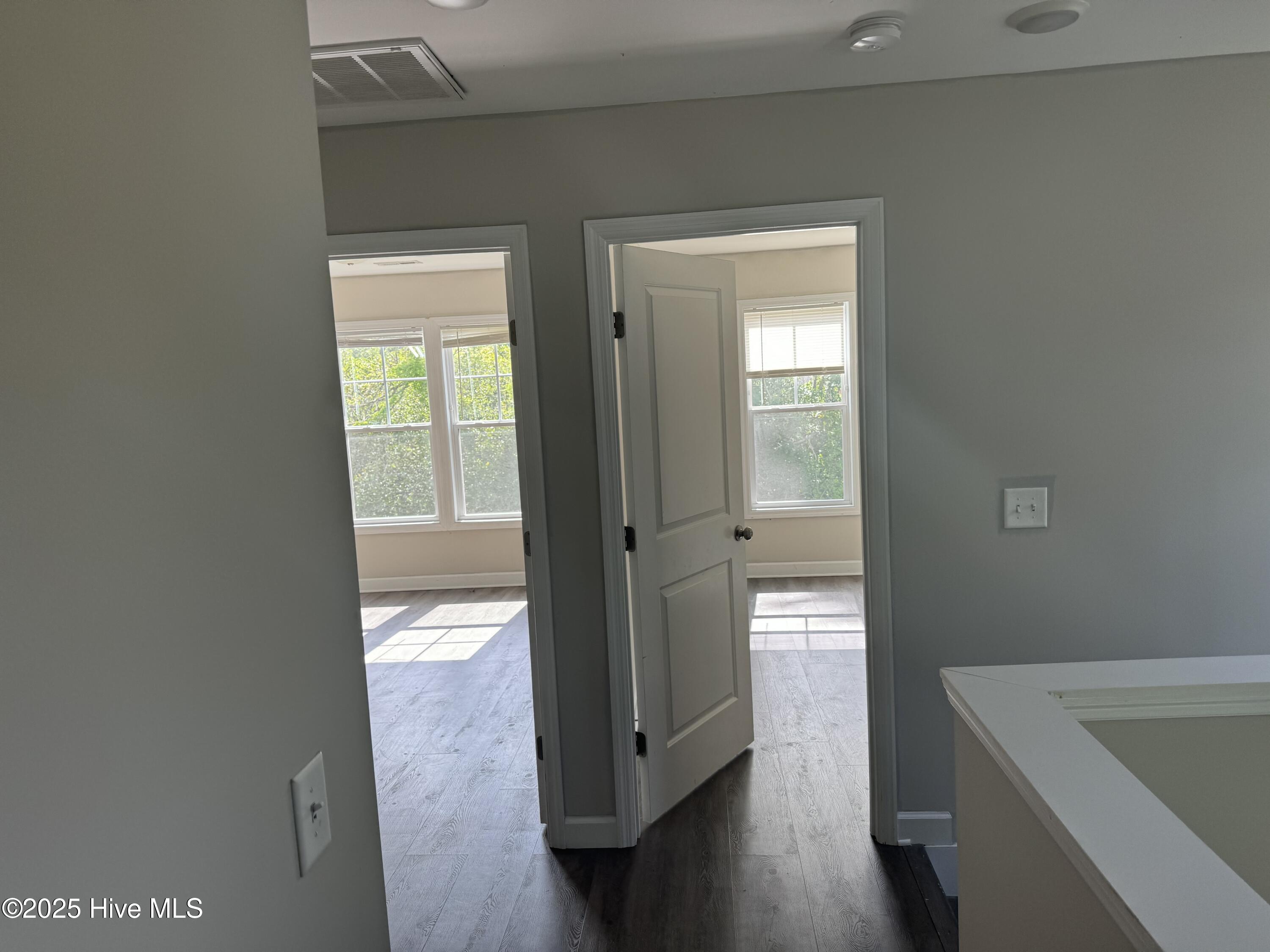 100539435 | Photo 21