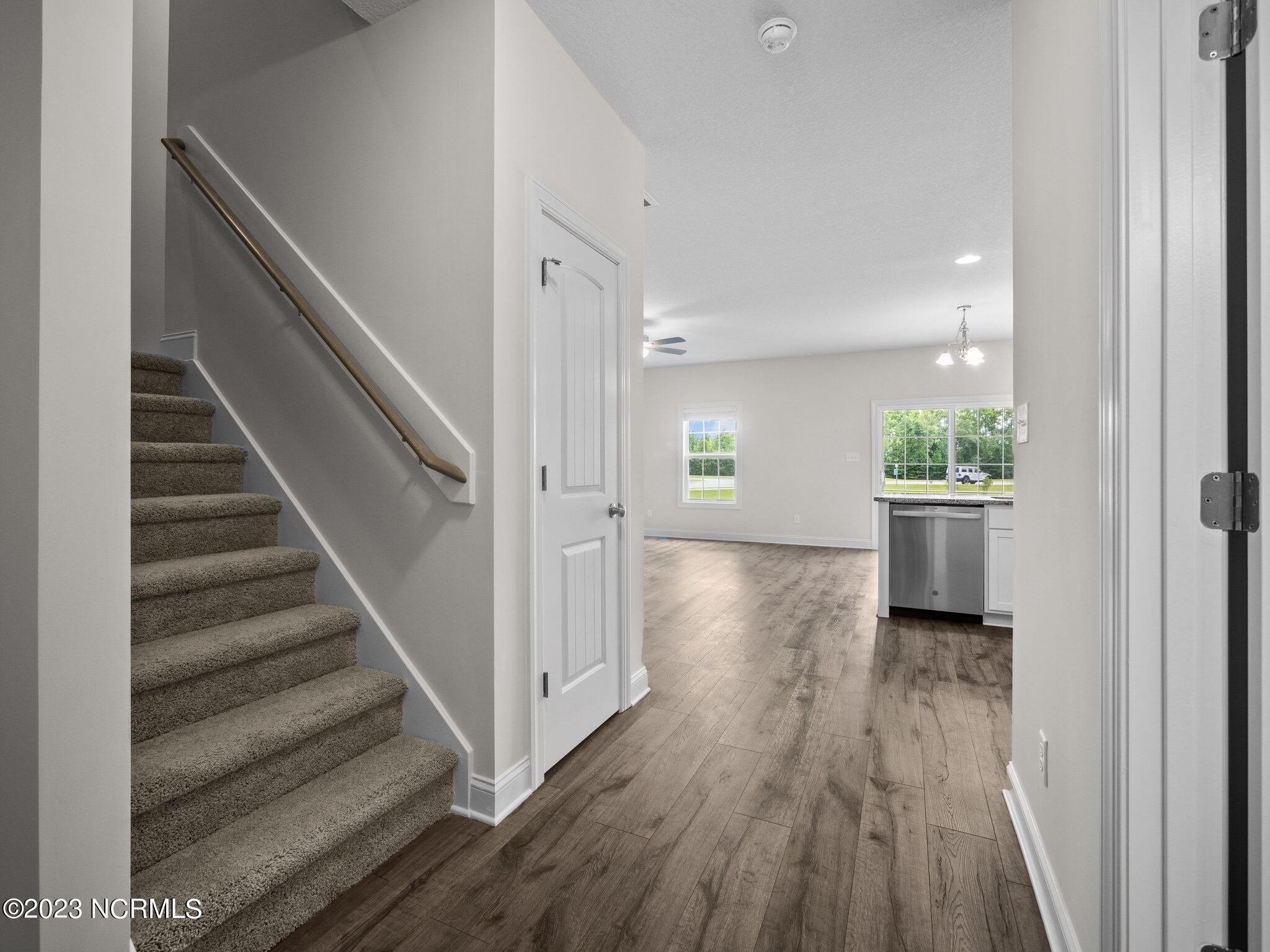 24-web-or-mls-P7243117