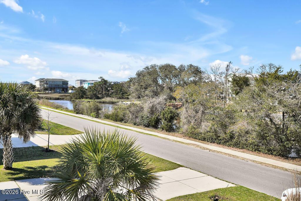 100561148 | Photo 41