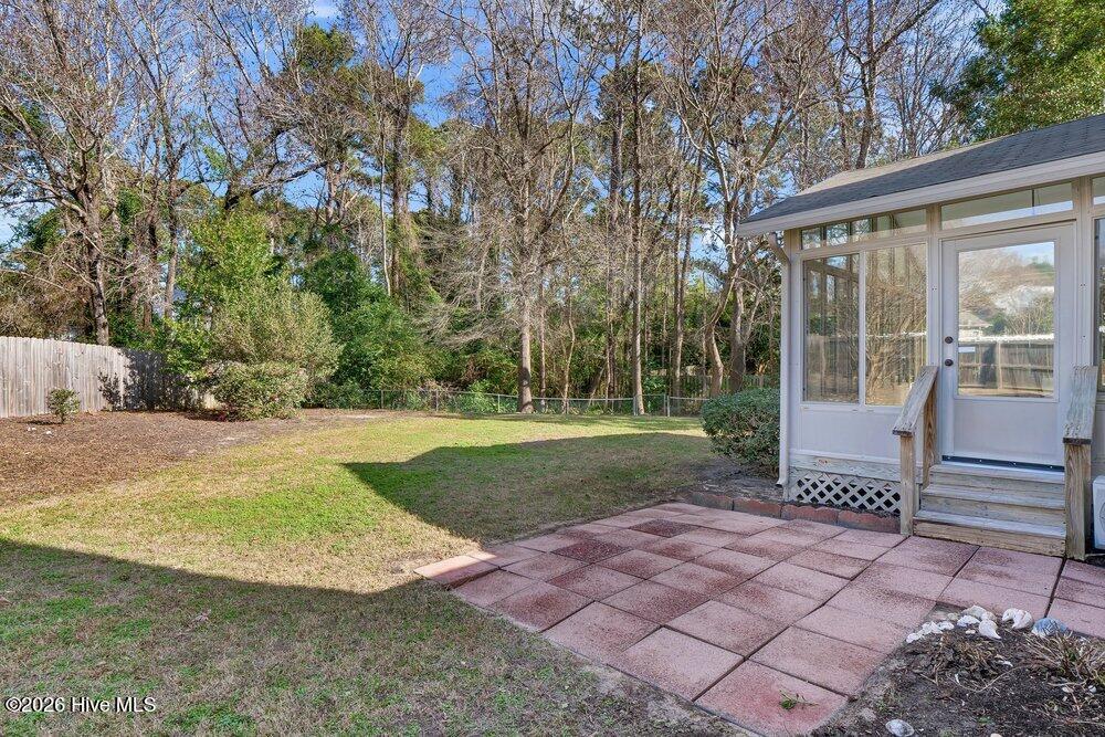 100549483 | Photo 19