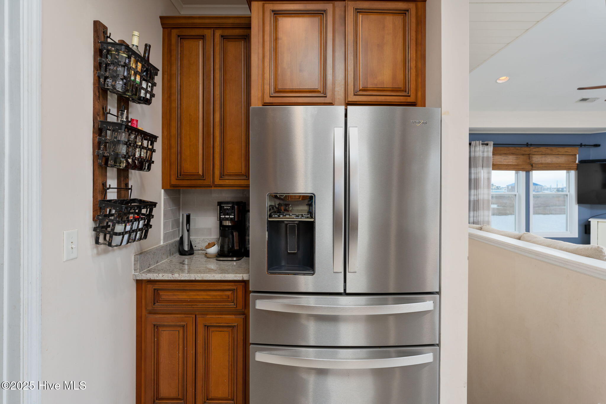 100488869 | Photo 18