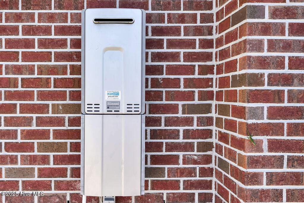 100540084 | Photo 60