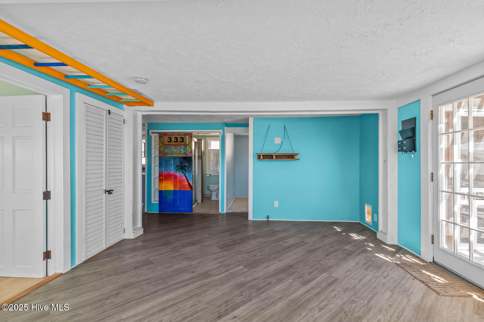 100538071 | Photo 10