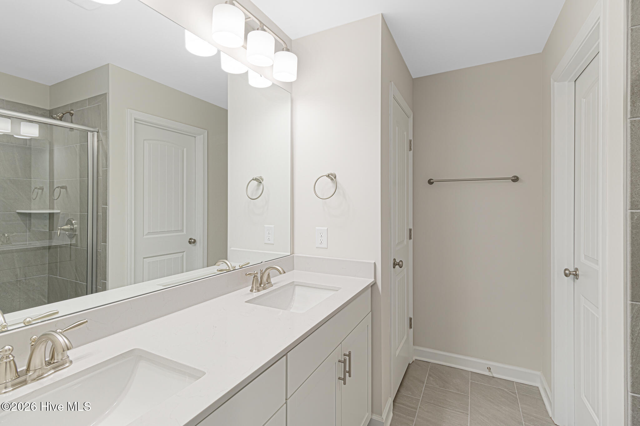 242 Cline Way Unit 124, 1809 Live Oak,Beaufort