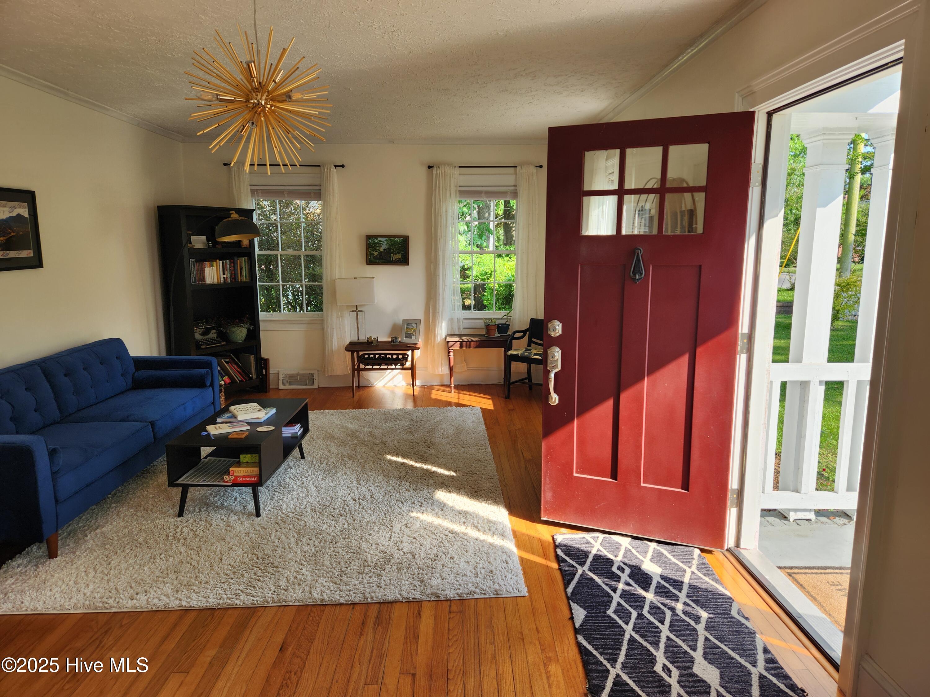 Exterior photo of 1508 National Avenue, New Bern, NC 28560. MLS: 100593627