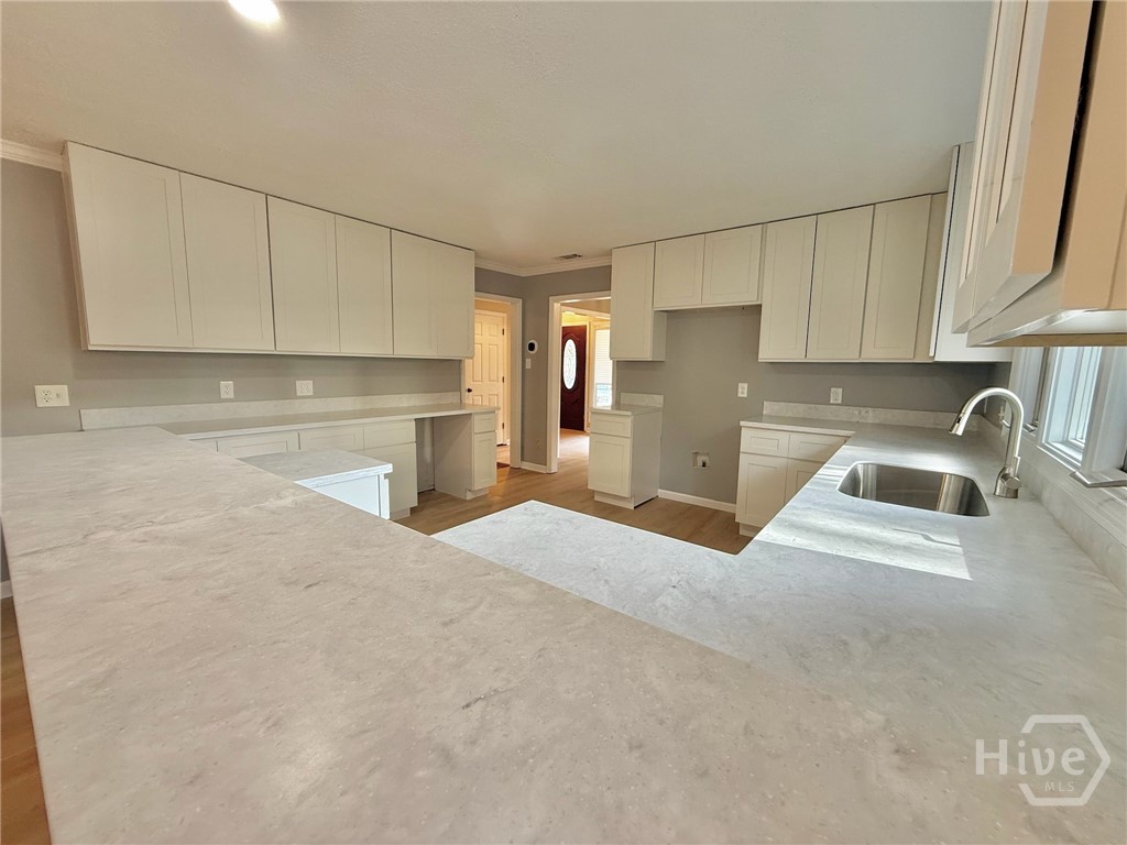 10 Cove Drive, Savannah, GA 31419 Listing Photo  13