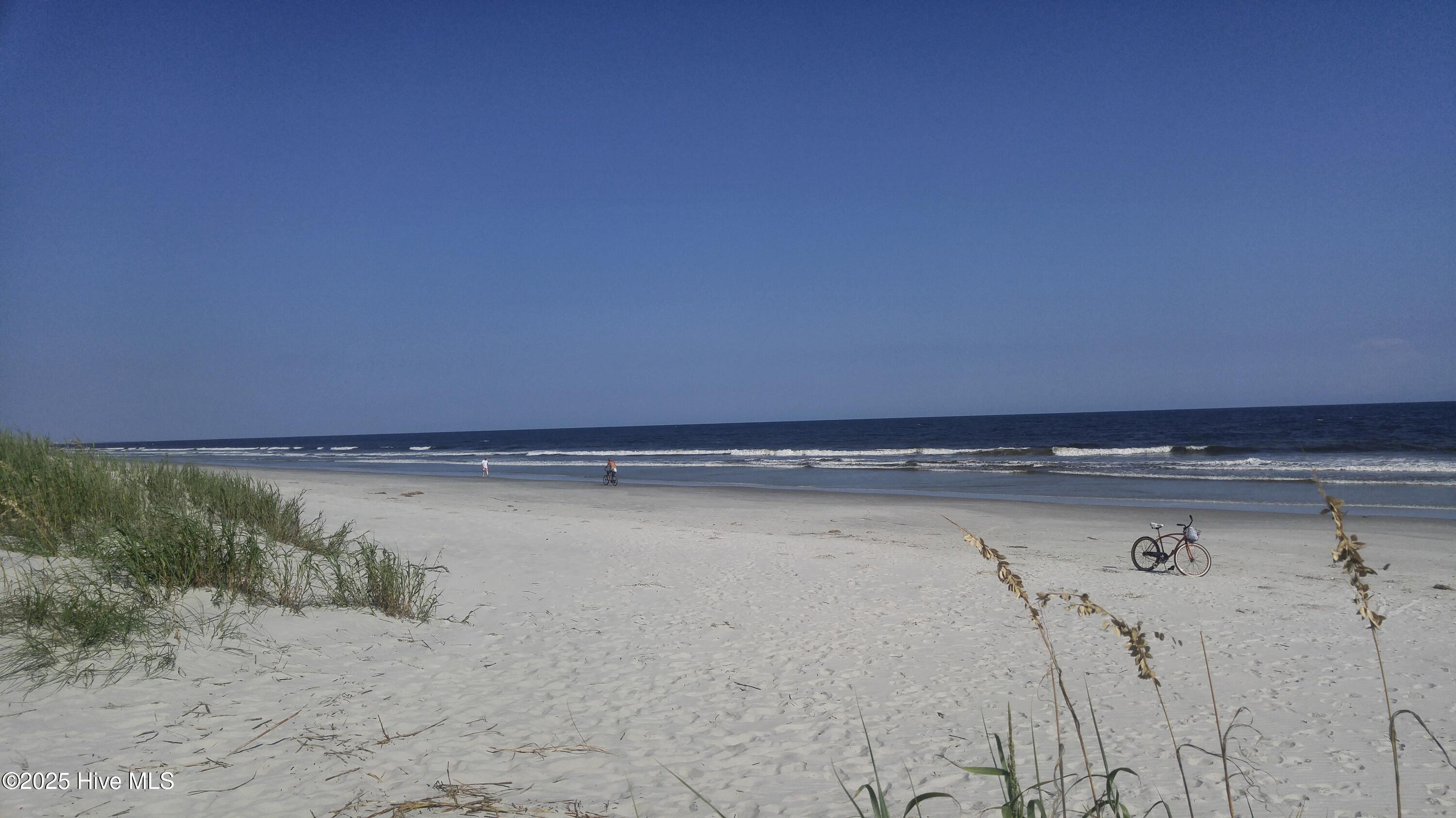 100507999 | Photo 27