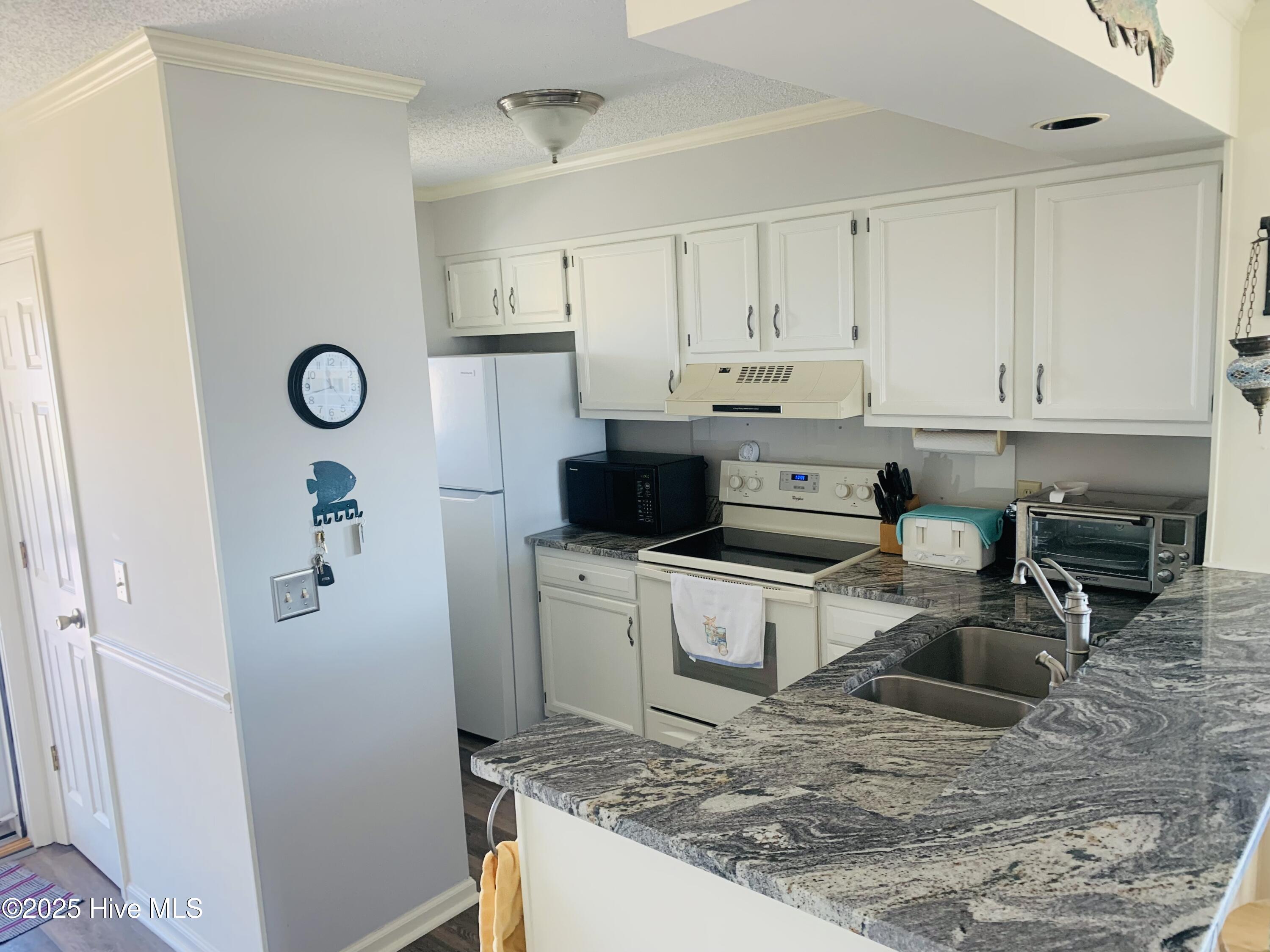 650 Cedar Point Boulevard UNIT C 31, Cedar Point, NC, 28584