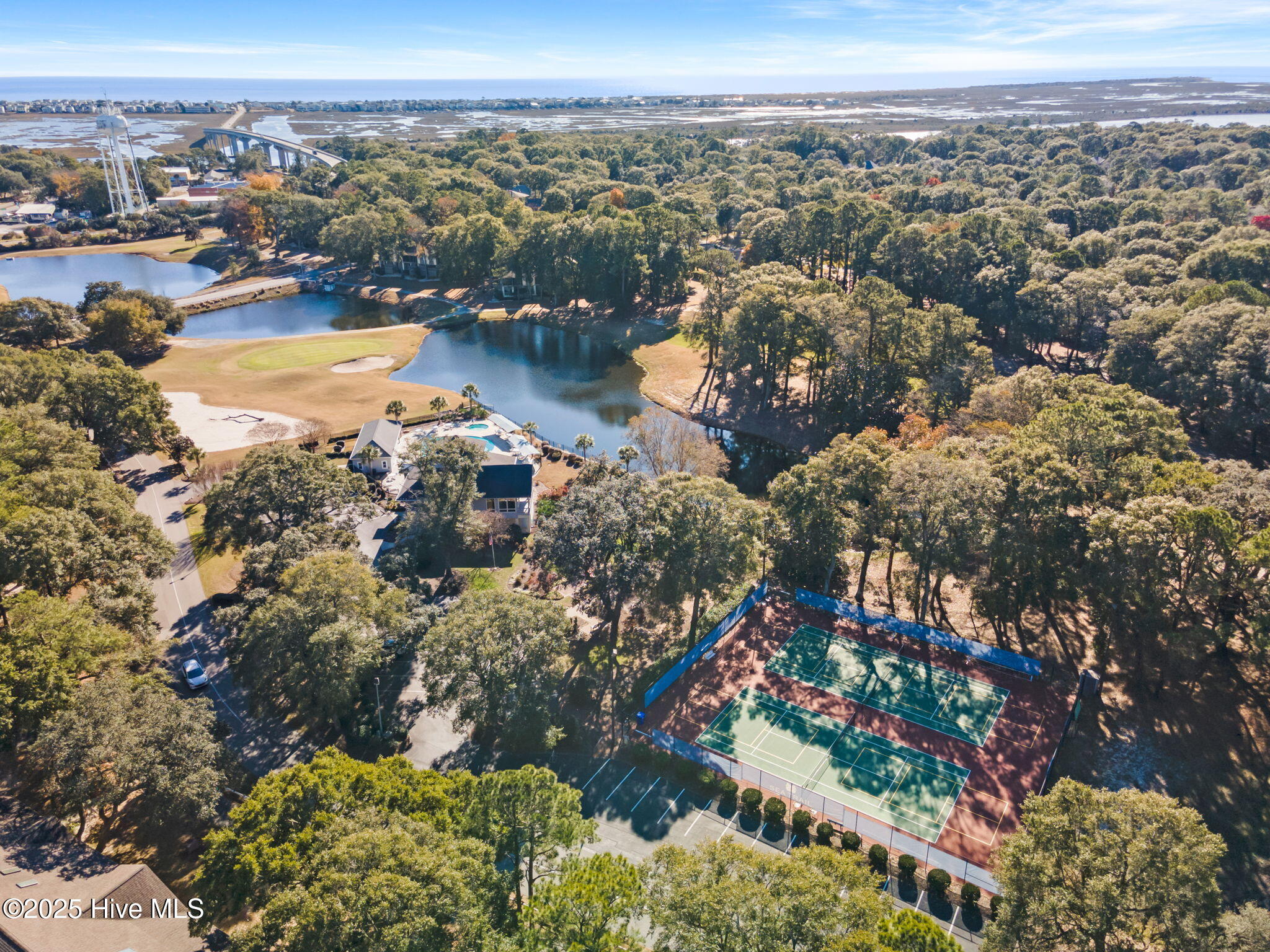 100550384 | Photo 65