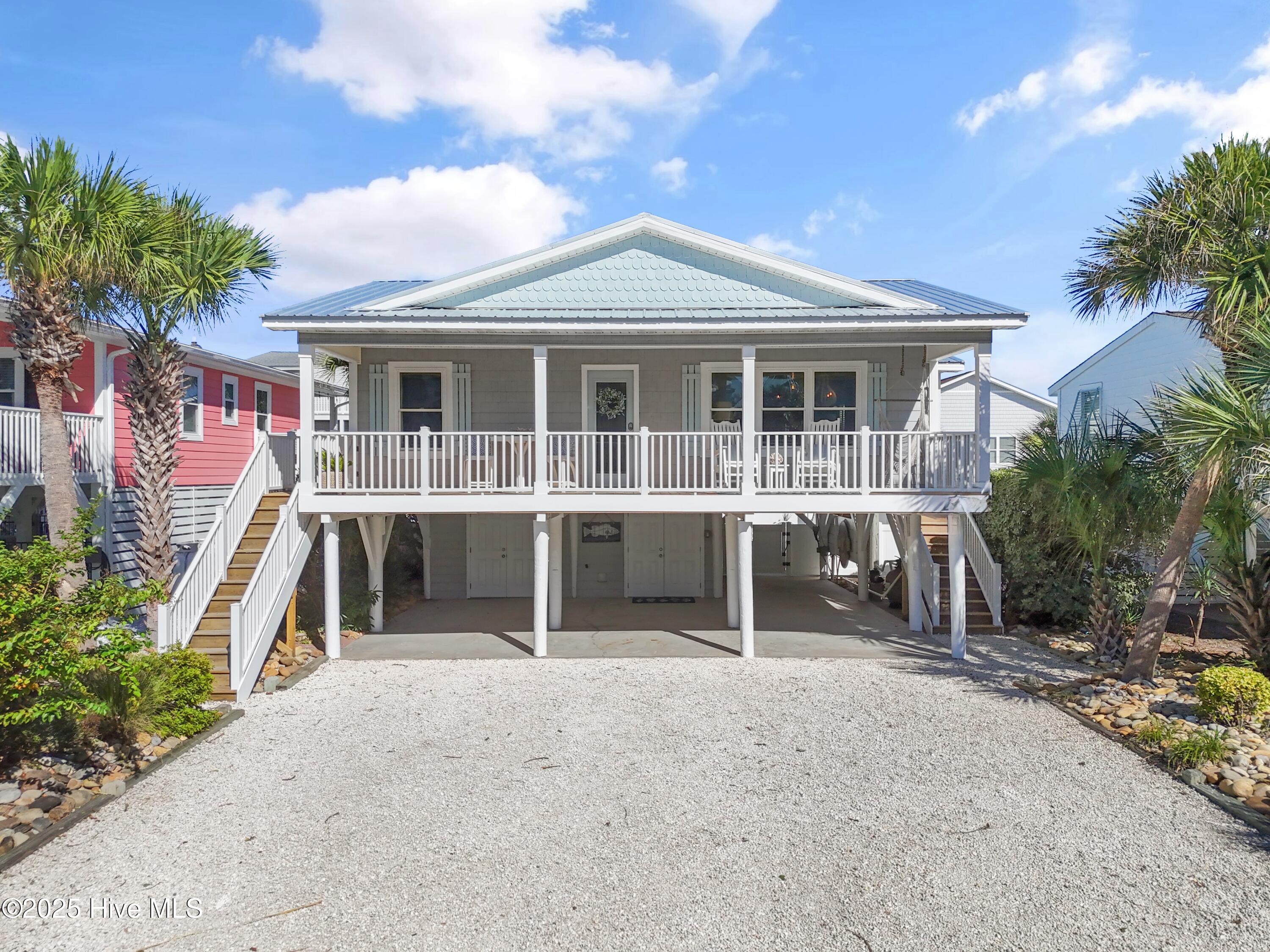 100535227 | Photo 65