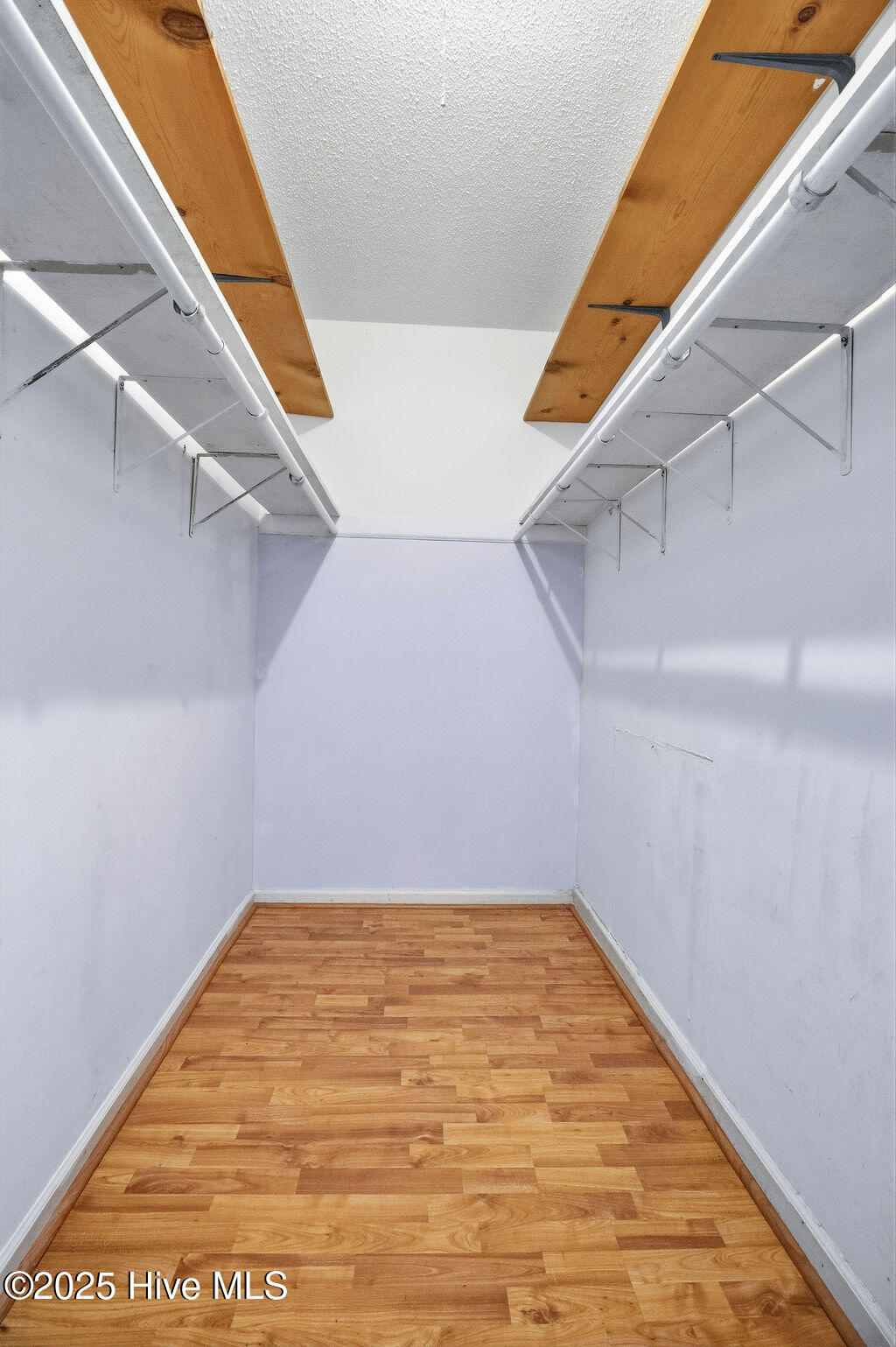 100538404 | Photo 30