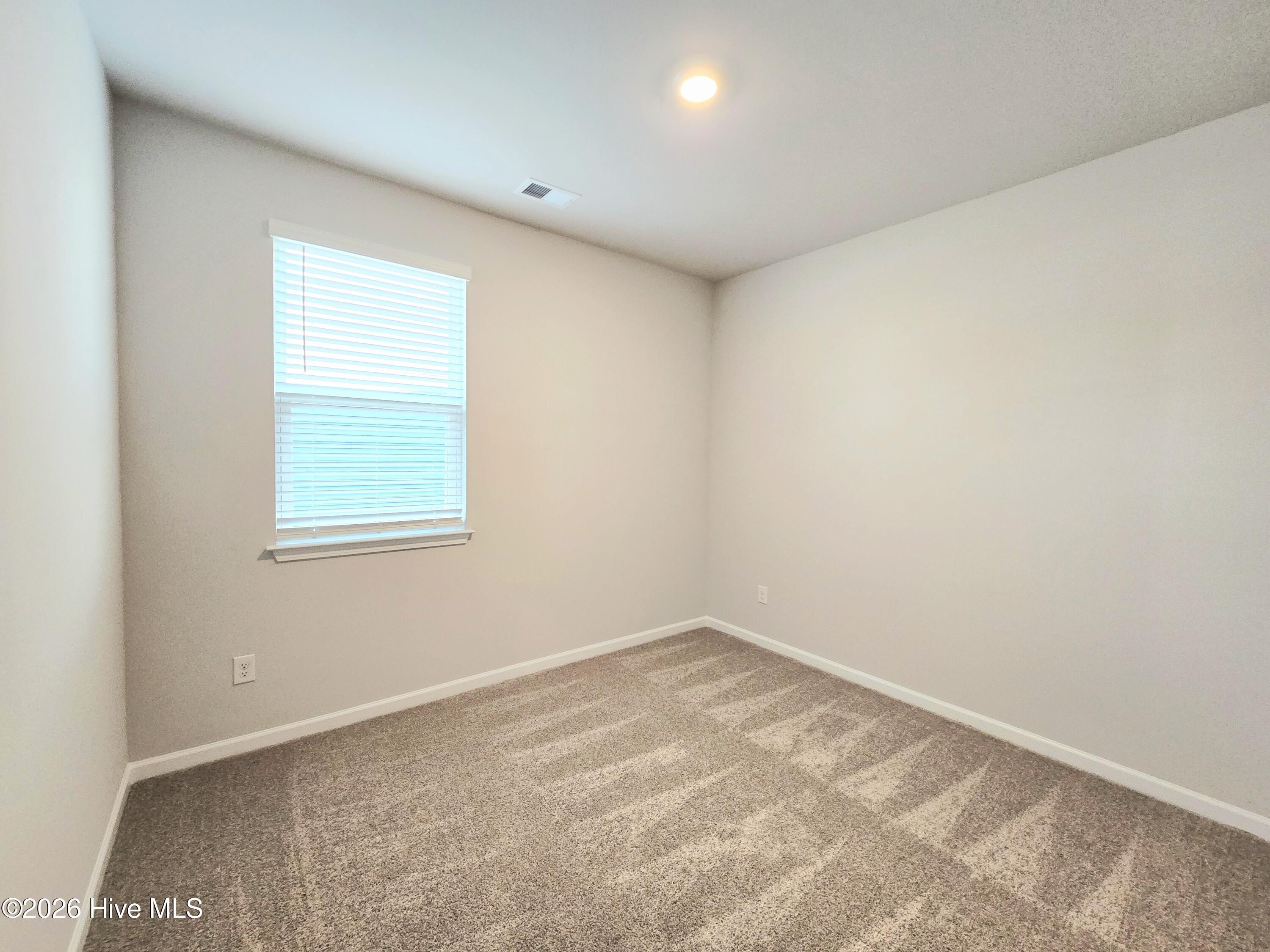 100556891 | Photo 12