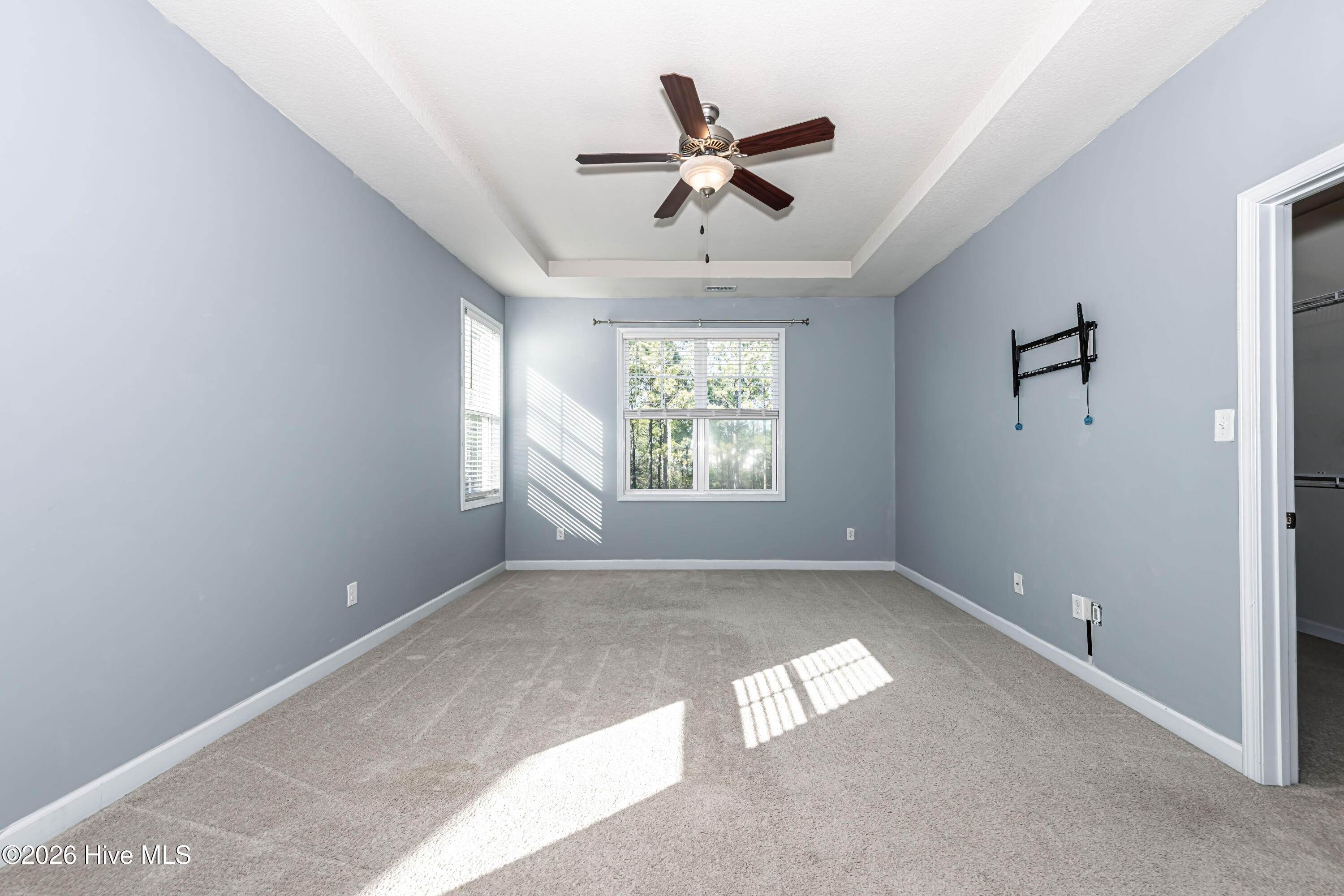 100567221 | Photo 20